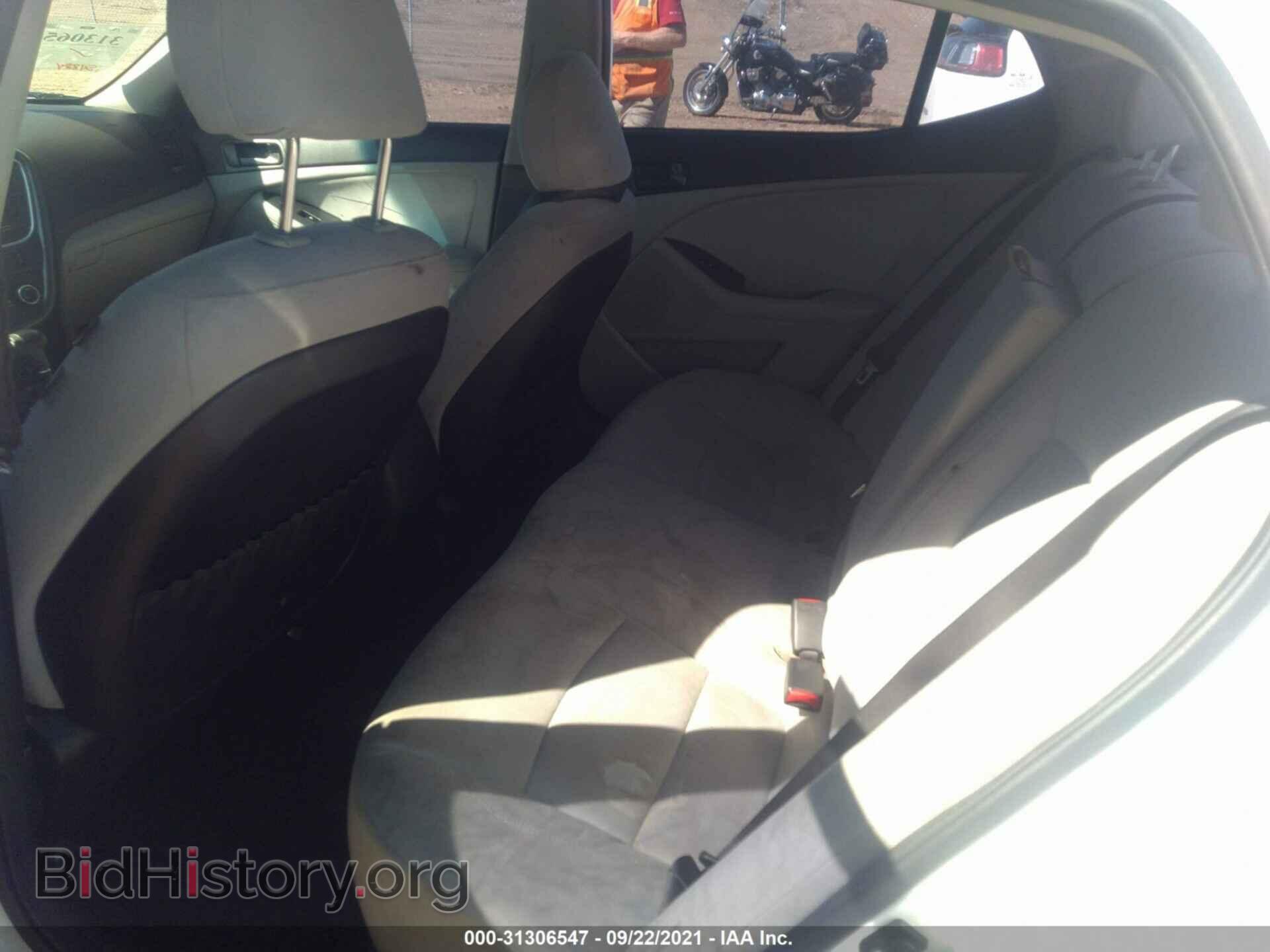 2015 KIA OPTIMA - VIN: KNAGM4A75F5551796 - Фото 8