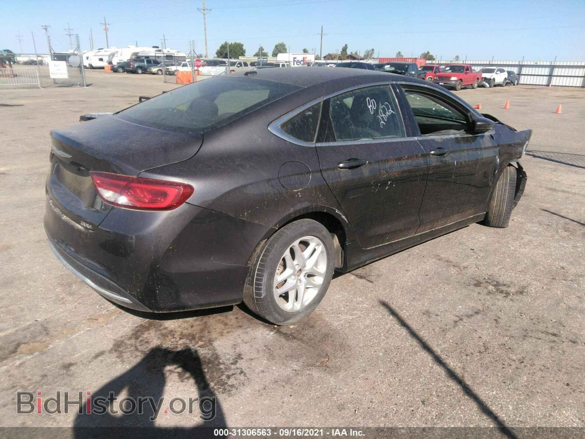 2015 CHRYSLER 200 - VIN: 1C3CCCAB7FN602397 - Фото 4