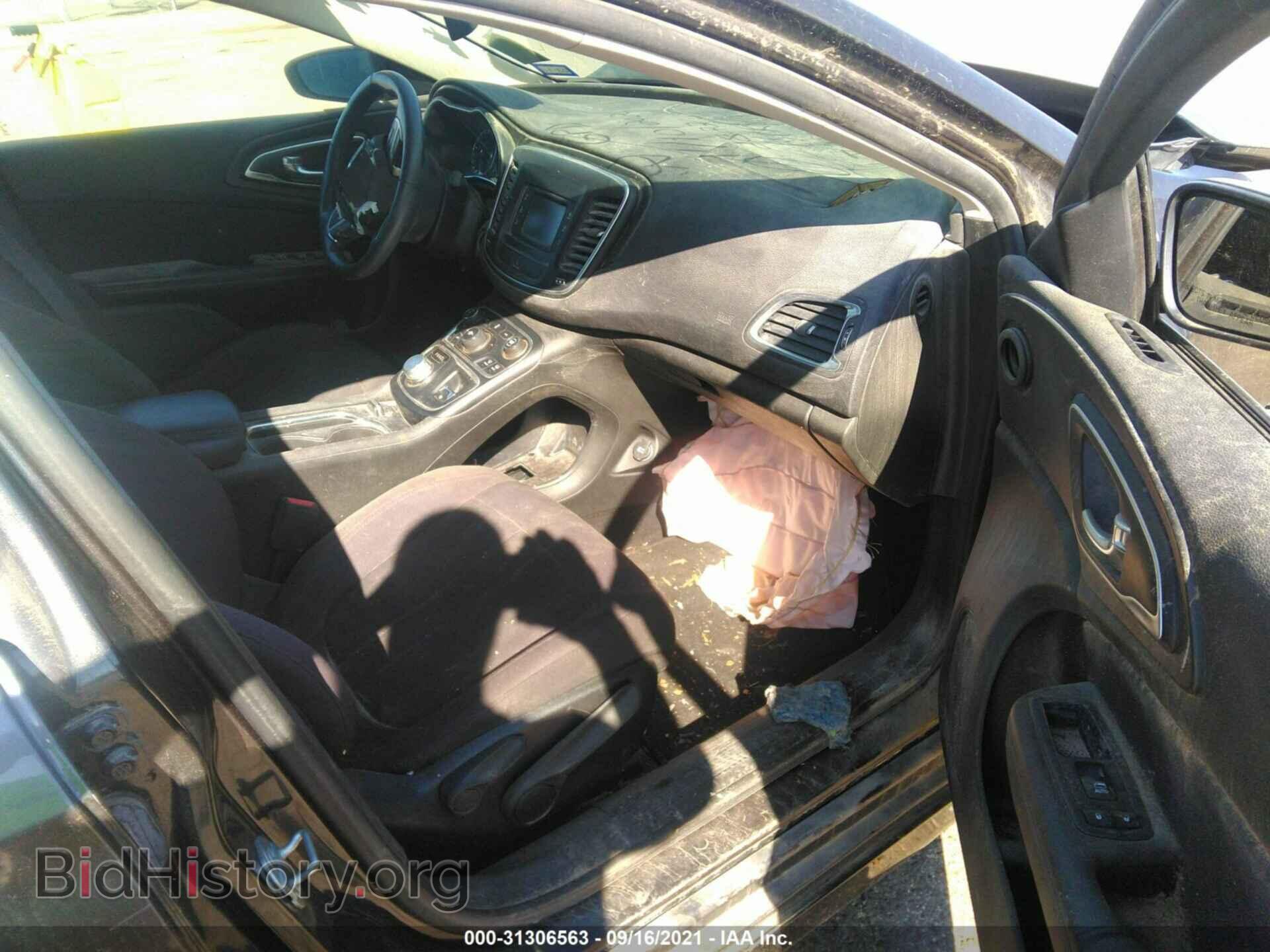 2015 CHRYSLER 200 - VIN: 1C3CCCAB7FN602397 - Фото 5