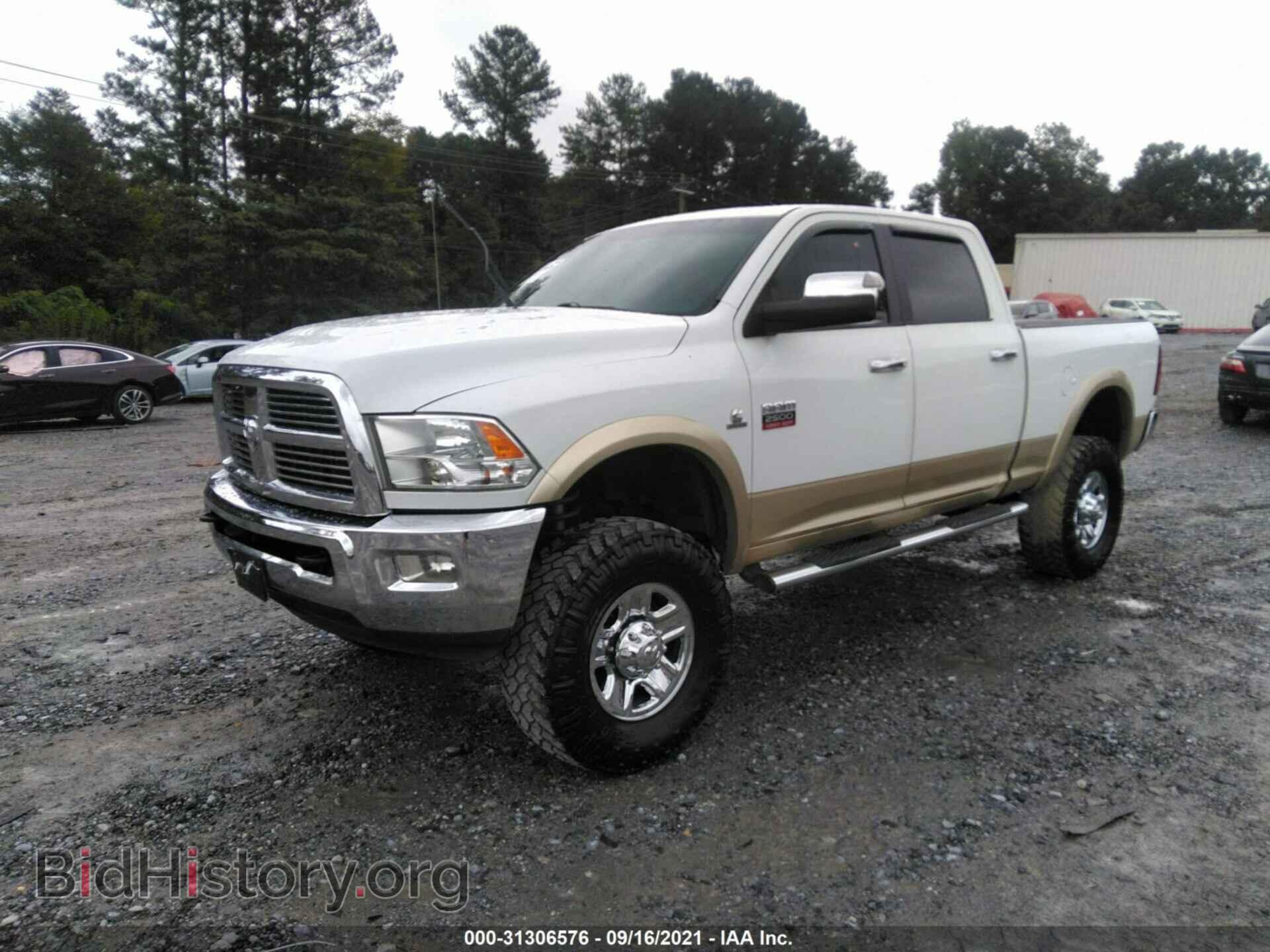 2011 RAM 2500 - VIN: 3D7UT2CL6BG516510 - Фото 2