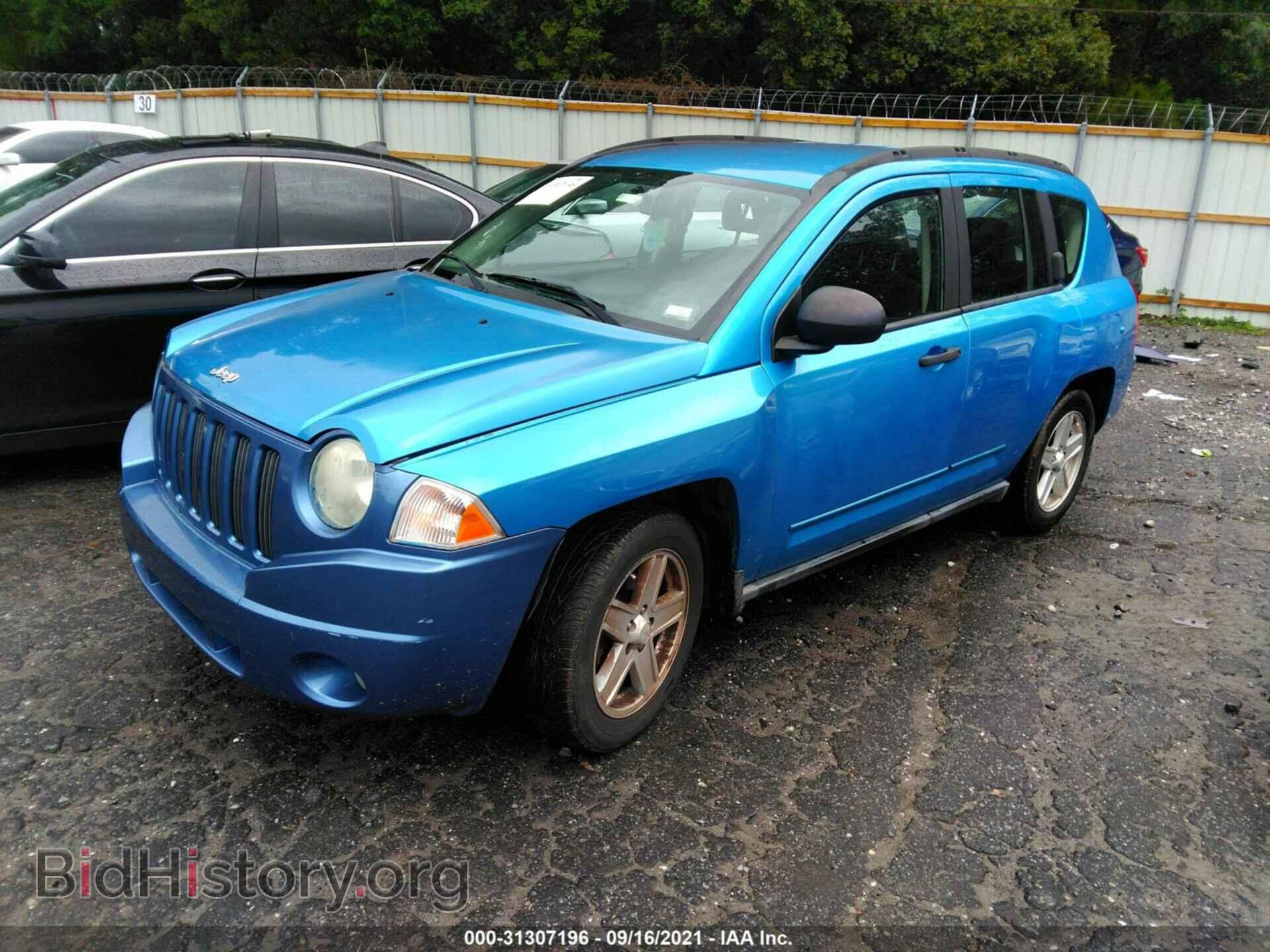 2009 JEEP COMPASS - VIN: 1J4FT47B99D134196 - Фото 2