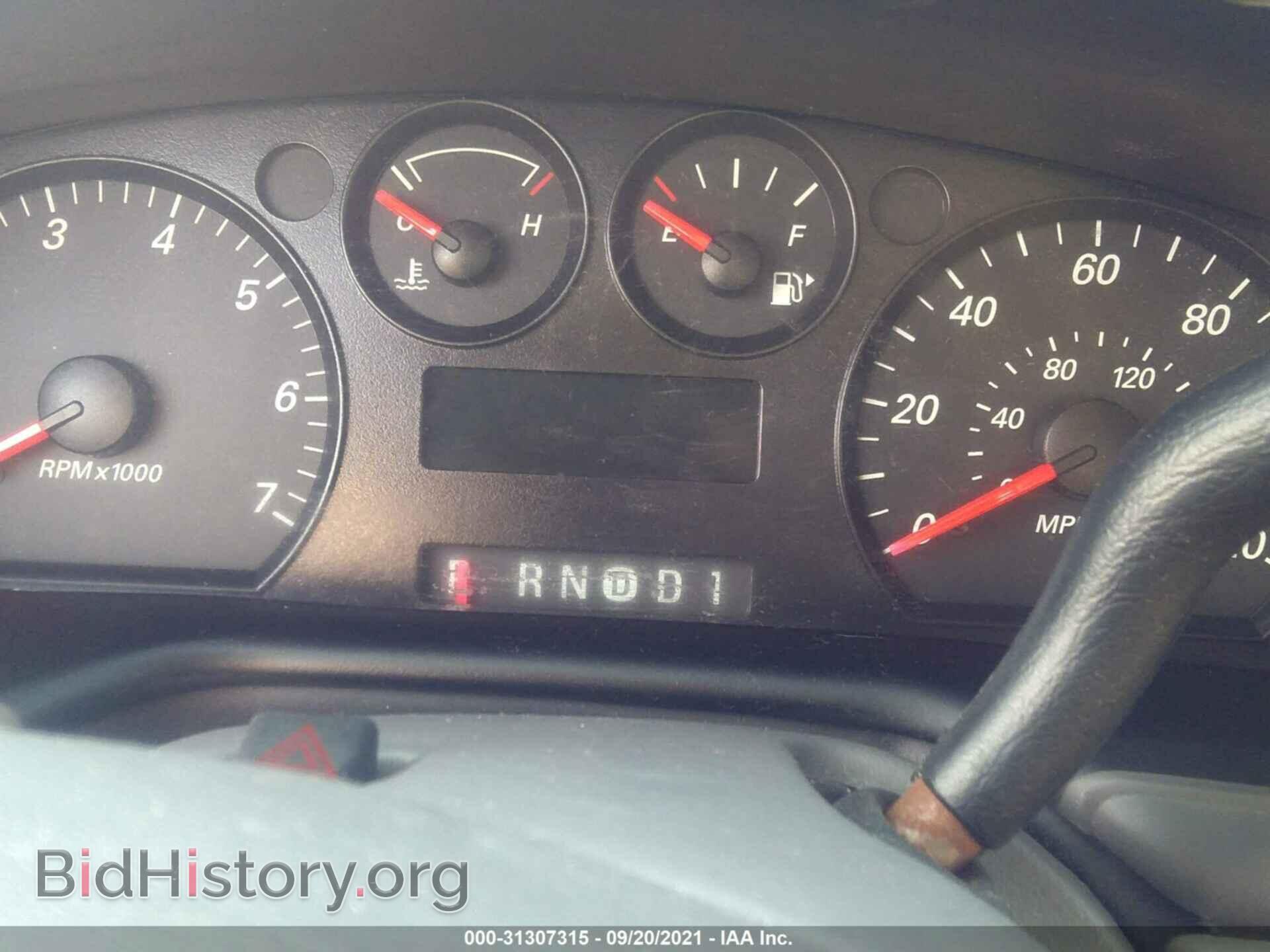 2007 FORD TAURUS - VIN: 1FAFP53U07A140075 - Фото 7