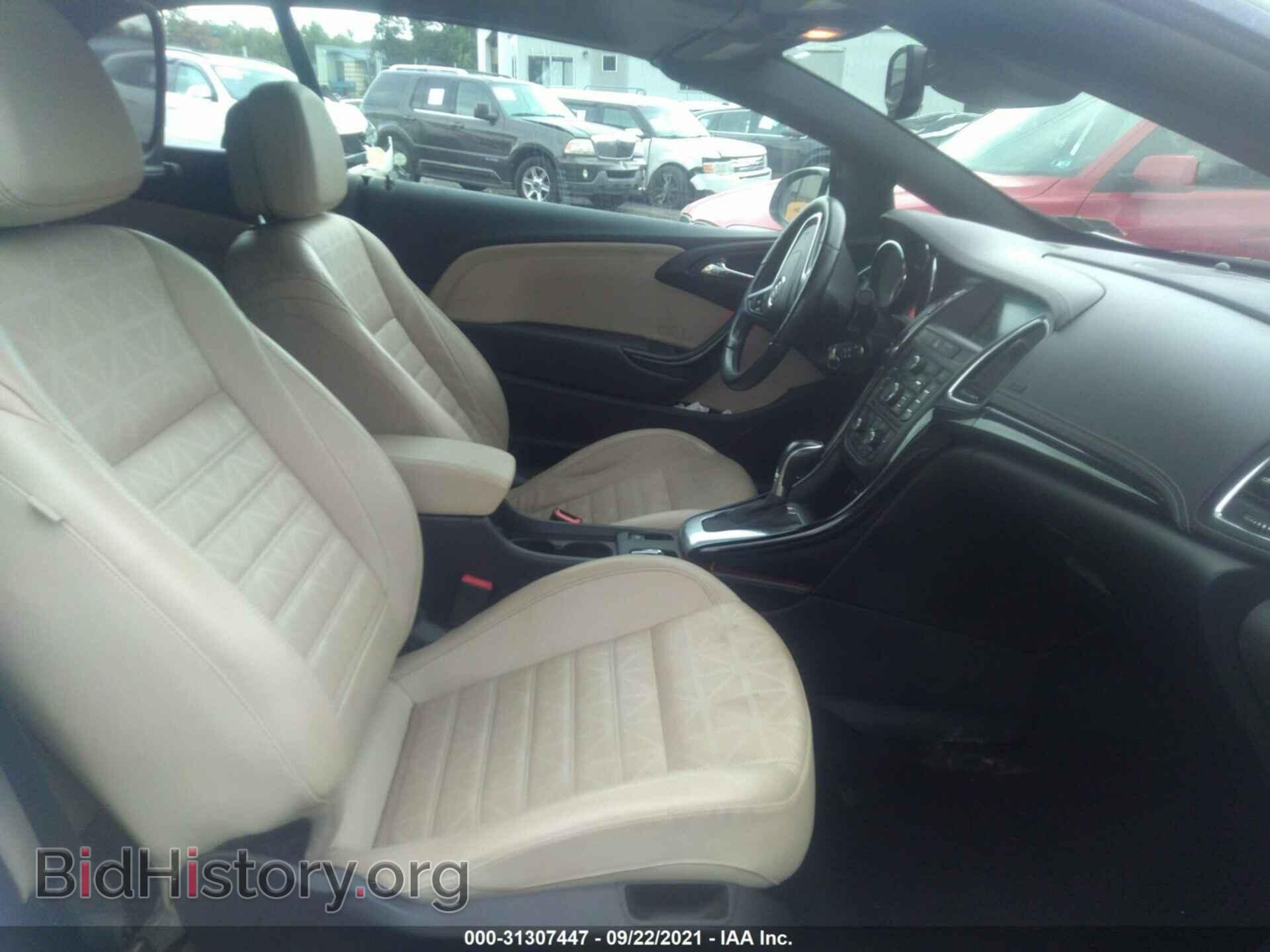 2016 BUICK CASCADA - VIN: W04WT3N50GG032742 - Photo 5