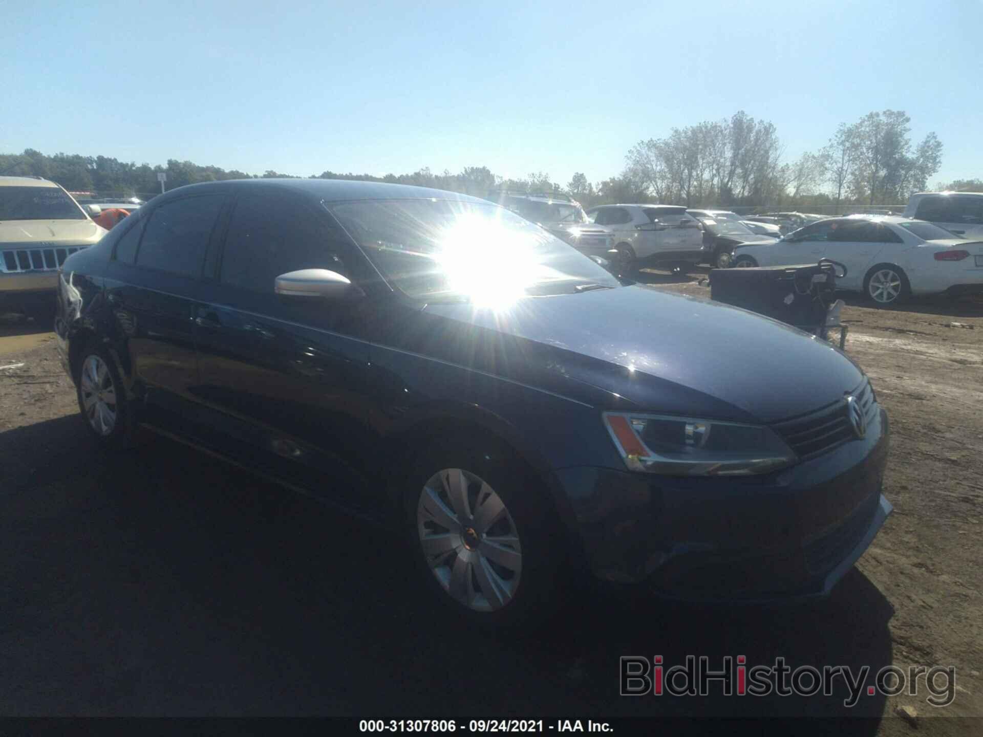 Photo 3VWD17AJ7EM415719 - VOLKSWAGEN JETTA SEDAN 2014