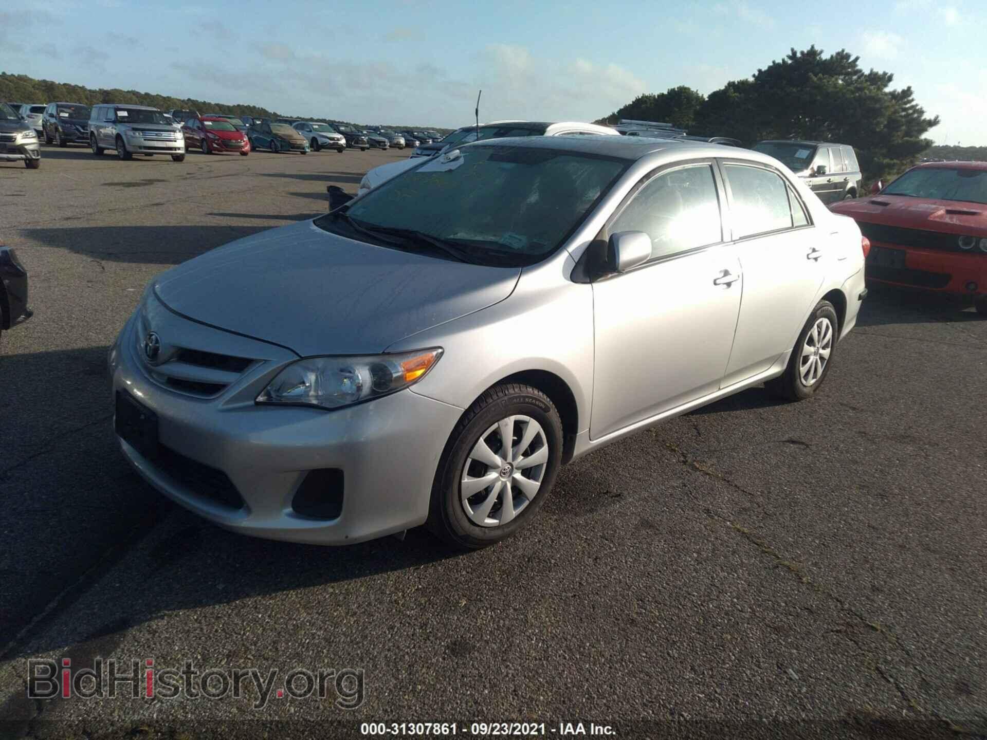 2011 TOYOTA COROLLA - VIN: 2T1BU4EE8BC724651 - Фото 2