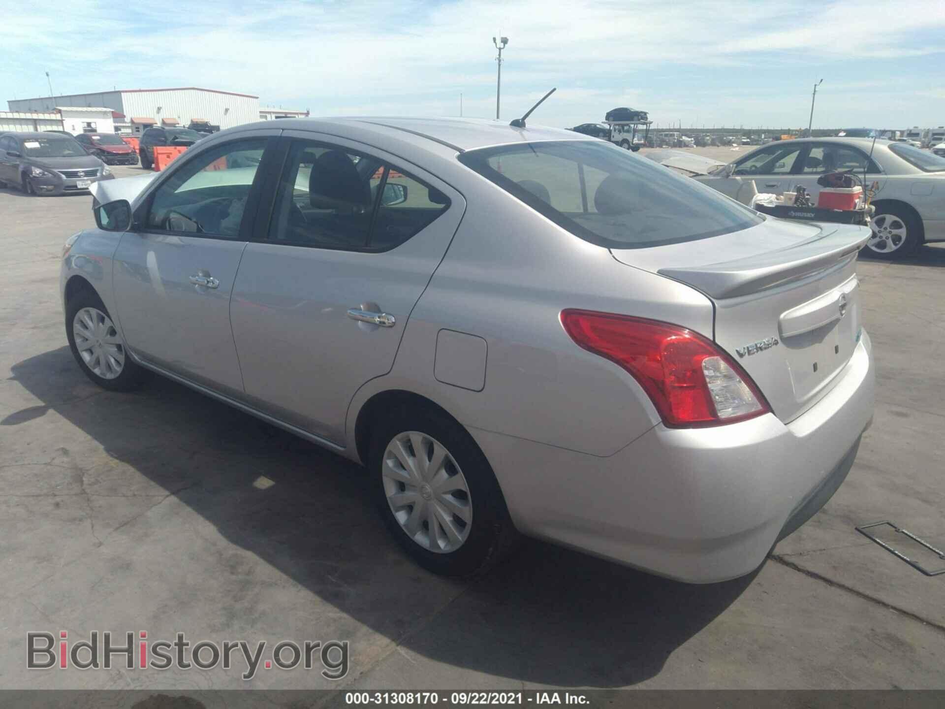 2016 NISSAN VERSA - VIN: 3N1CN7AP3GL815876 - Фото 3