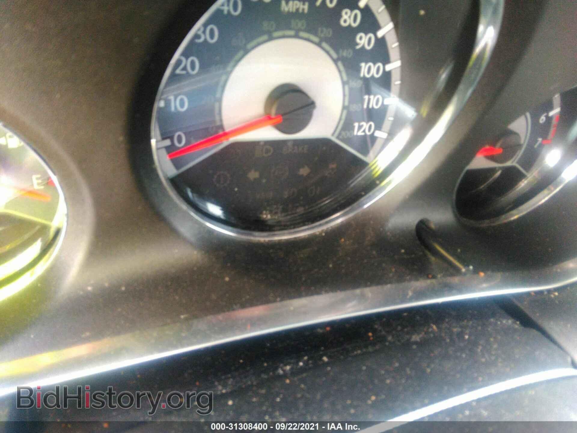 2012 CHRYSLER 200 - VIN: 1C3CCBBB1CN106452 - Photo 7