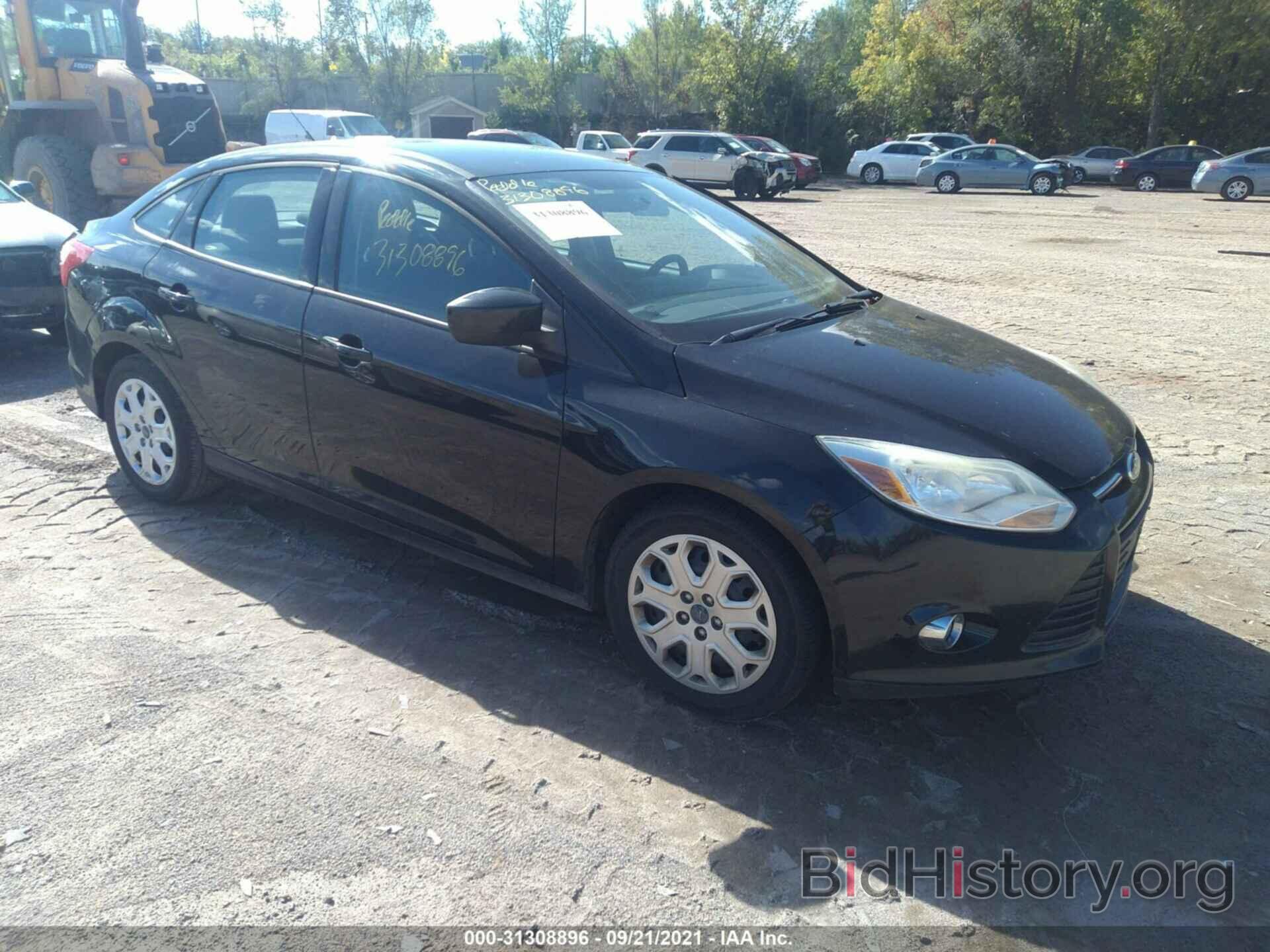 Photo 1FAHP3F23CL170063 - FORD FOCUS 2012