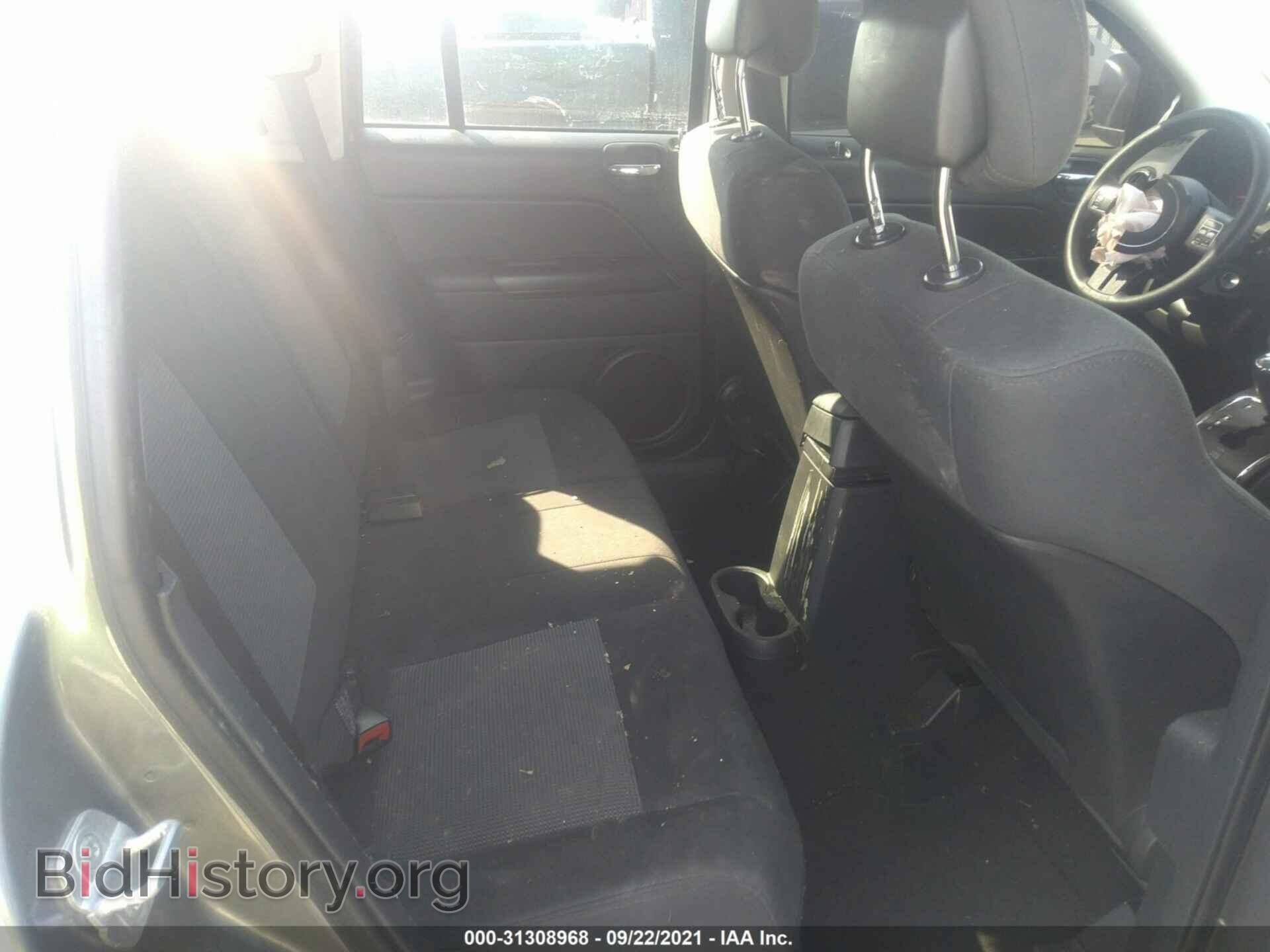 2012 JEEP COMPASS - VIN: 1C4NJDBB4CD569469 - Фото 8