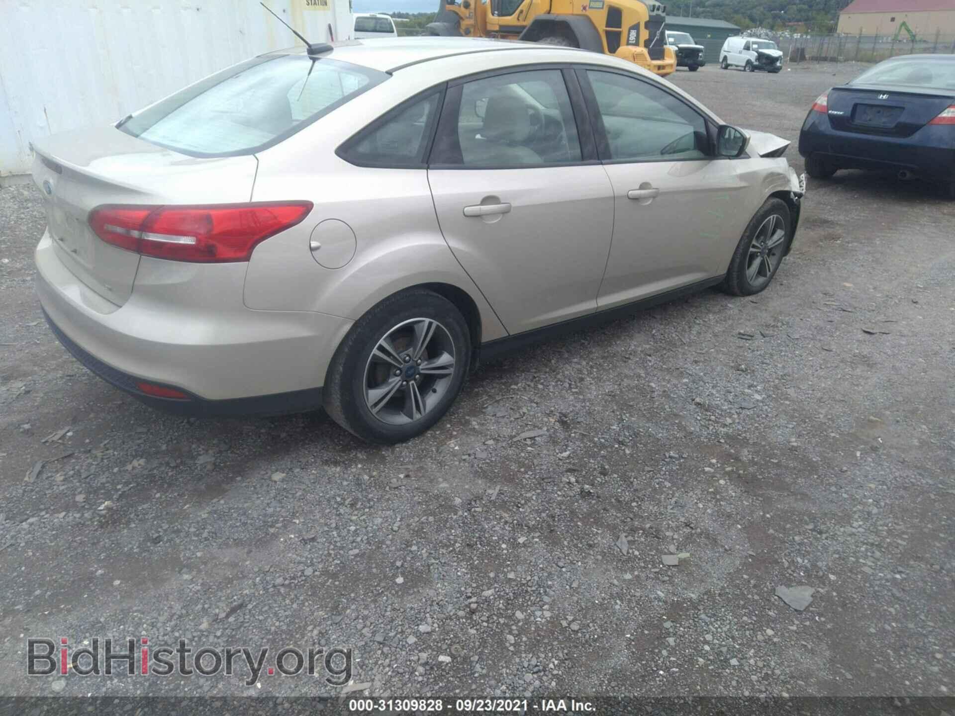 2018 FORD FOCUS - VIN: 1FADP3F22JL228062 - Фото 4