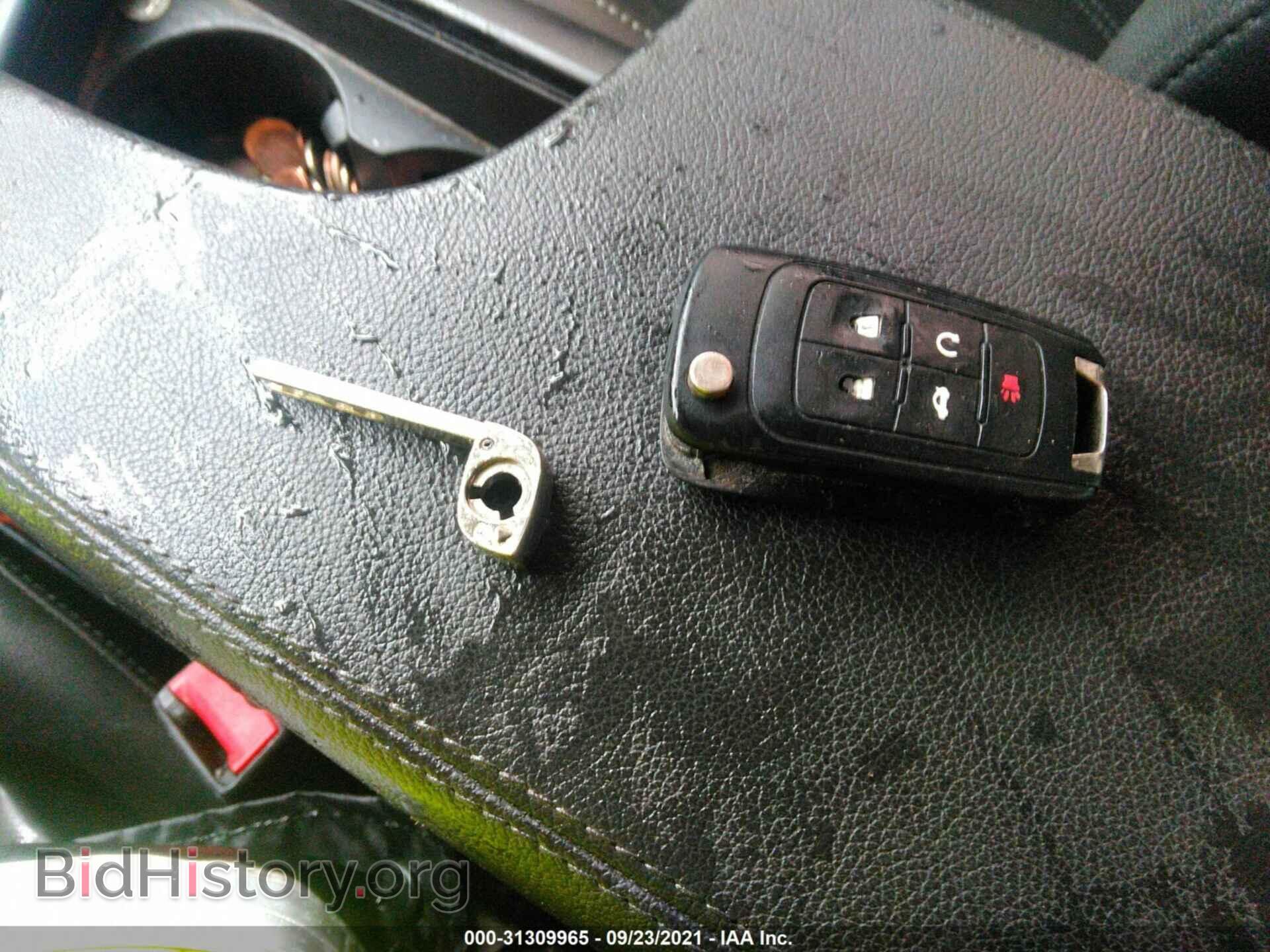 2011 BUICK REGAL - VIN: W04GP5EC3B1006053 - Фото 11