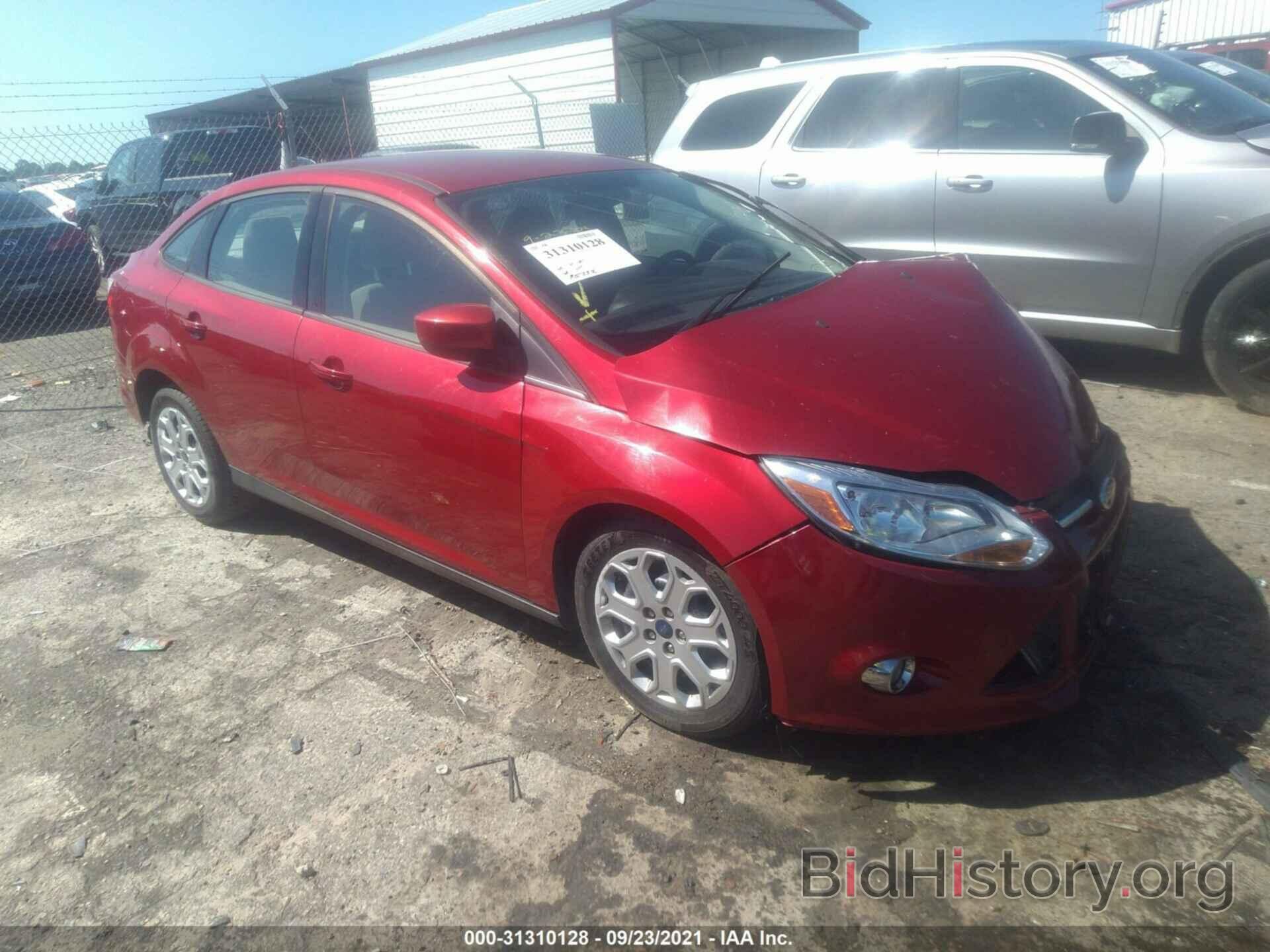 Photo 1FAHP3F2XCL470280 - FORD FOCUS 2012