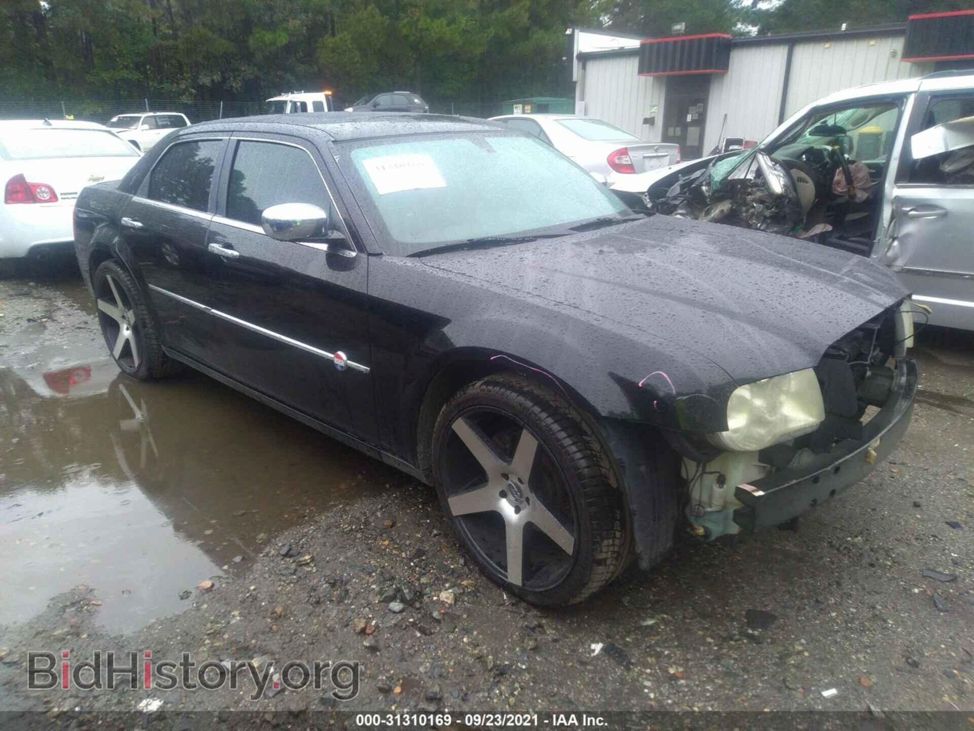 Фотография 2C3KA63H46H455260 - CHRYSLER 300 2006