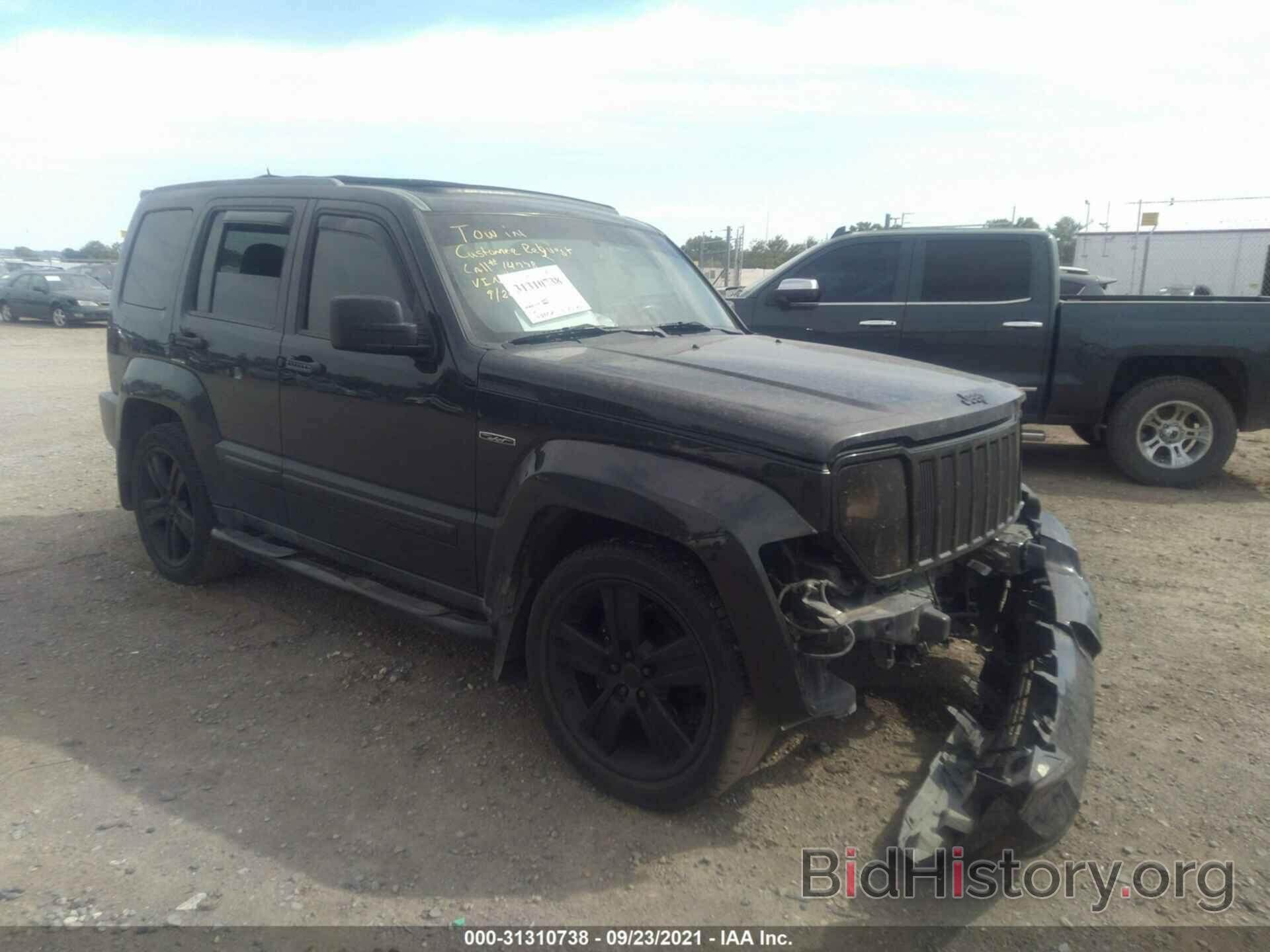 Photo 1C4PJMFK0CW106557 - JEEP LIBERTY 2012