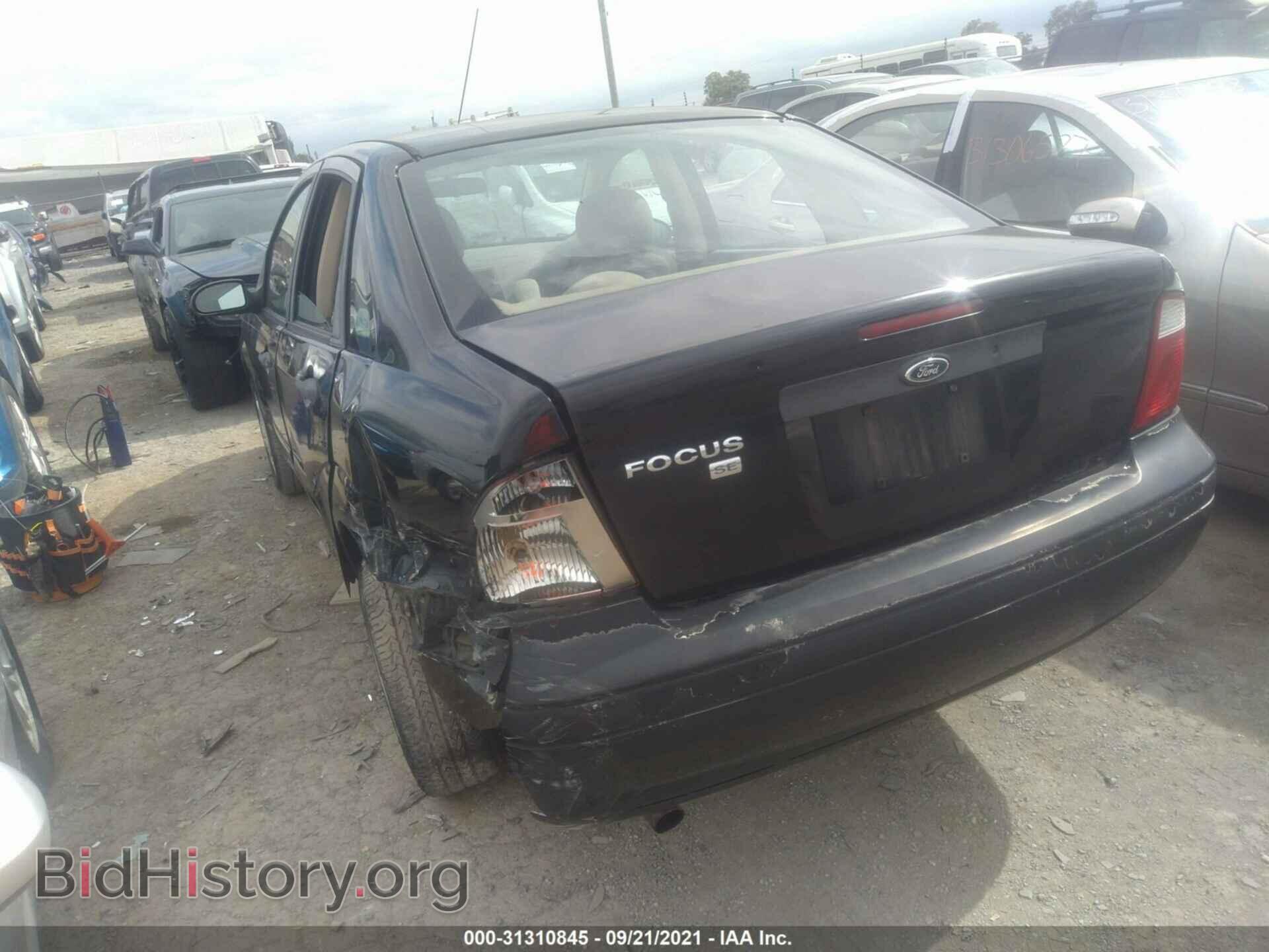 2007 FORD FOCUS - VIN: 1FAFP34N97W102150 - Фото 3