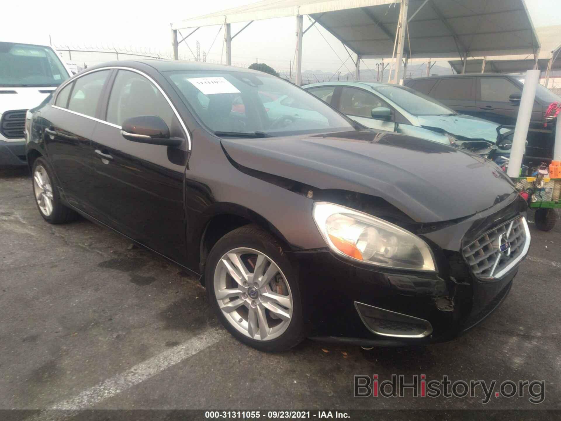 Photo YV1612FS2D2195132 - VOLVO S60 2013