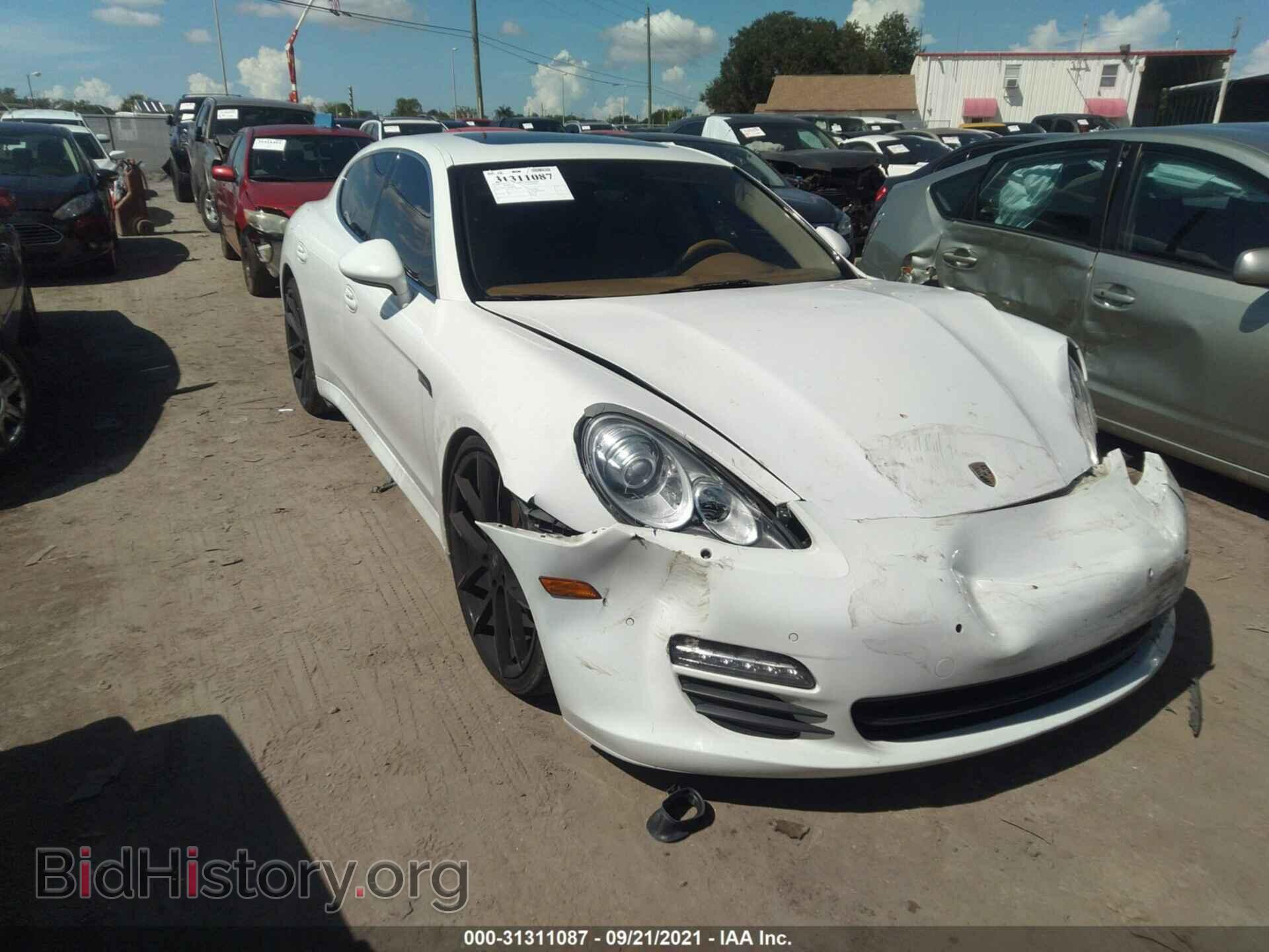 Фотография WP0AB2A74DL060048 - PORSCHE PANAMERA 2013