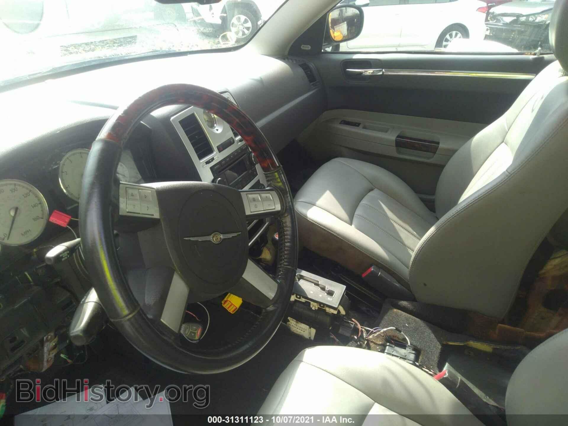 2006 CHRYSLER 300 - VIN: 2C3KA63H56H408786 - Фото 5