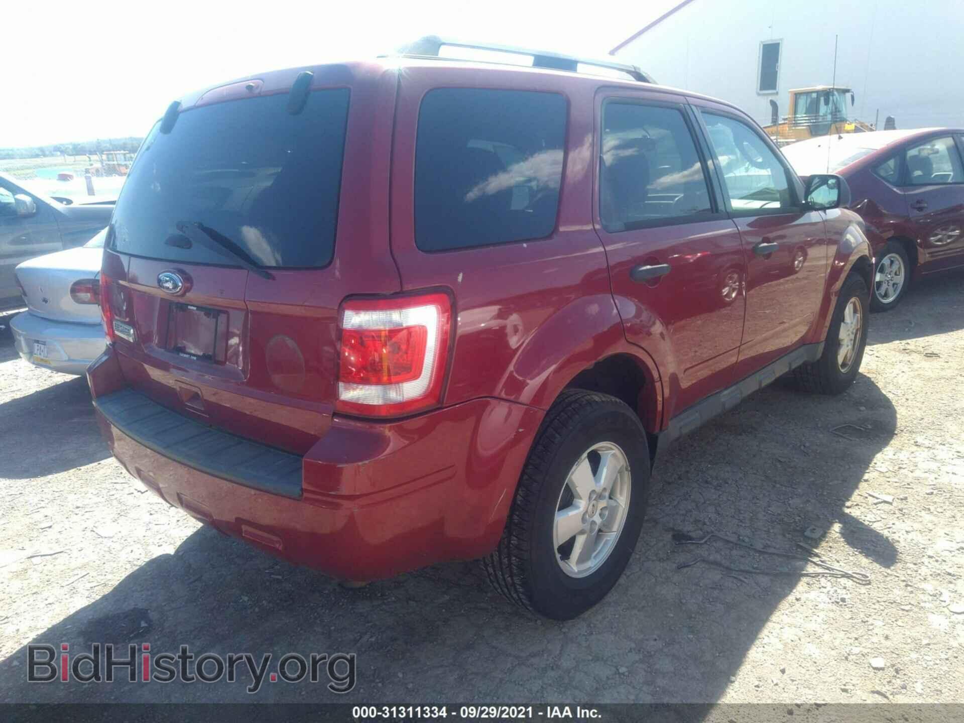 2011 FORD ESCAPE - VIN: 1FMCU9D77BKB29384 - Фото 4