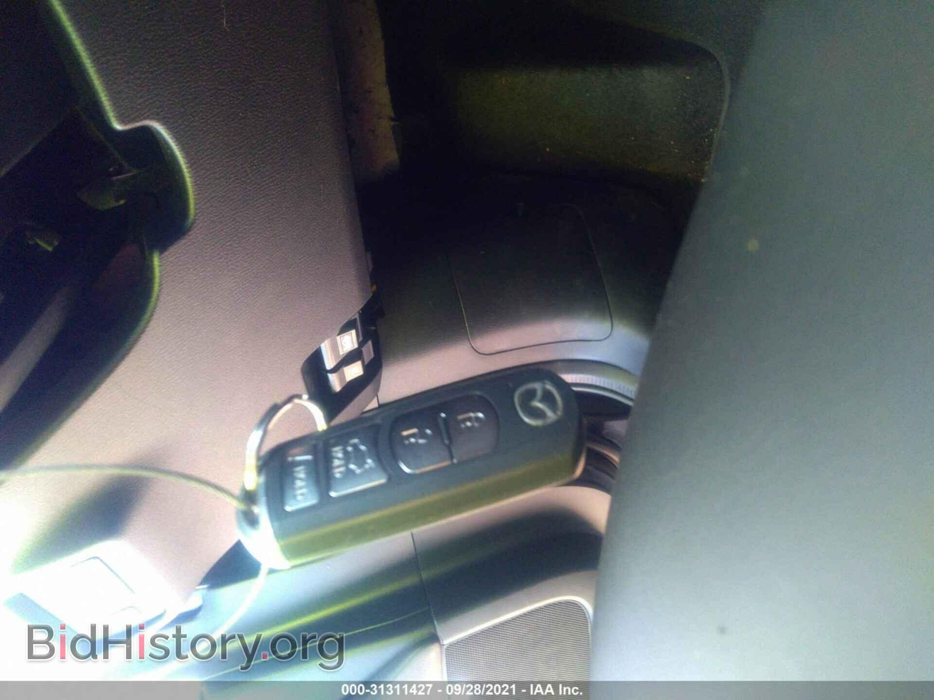 2018 MAZDA CX-5 - VIN: JM3KFACM9J0314332 - Фото 11