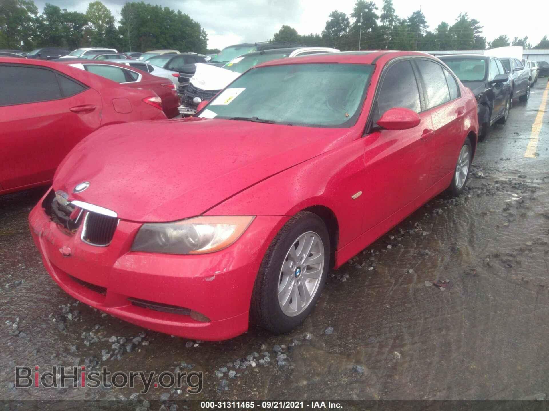 2007 BMW 3 SERIES - VIN: WBAVA33517P140925 - Фото 2