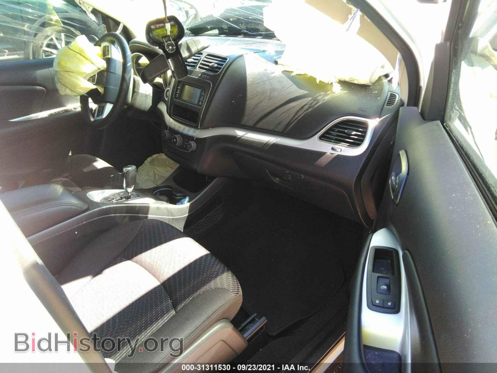2018 DODGE JOURNEY - VIN: 3C4PDCBG8JT510616 - Фото 5