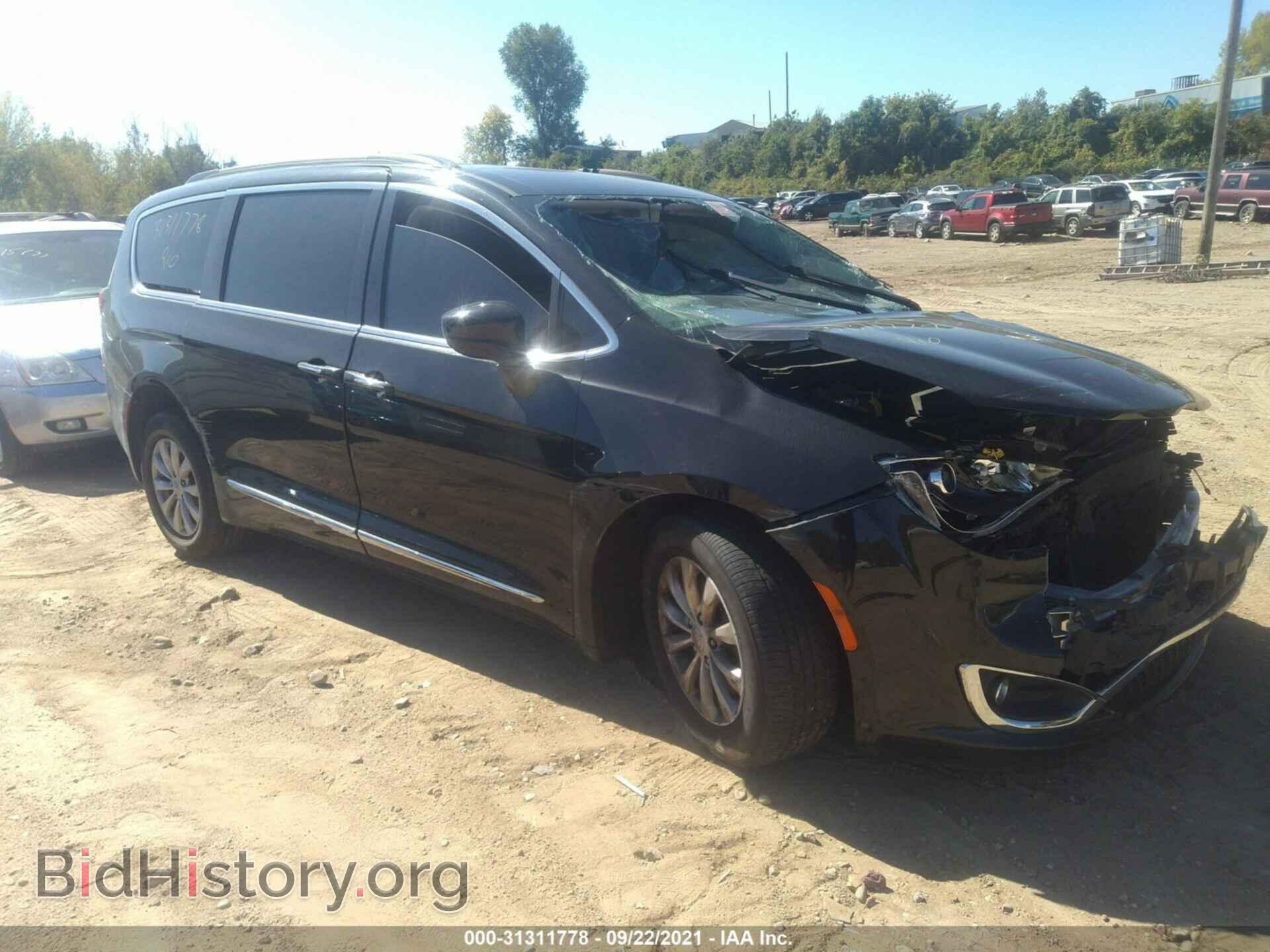 Фотография 2C4RC1BG4HR759623 - CHRYSLER PACIFICA 2017