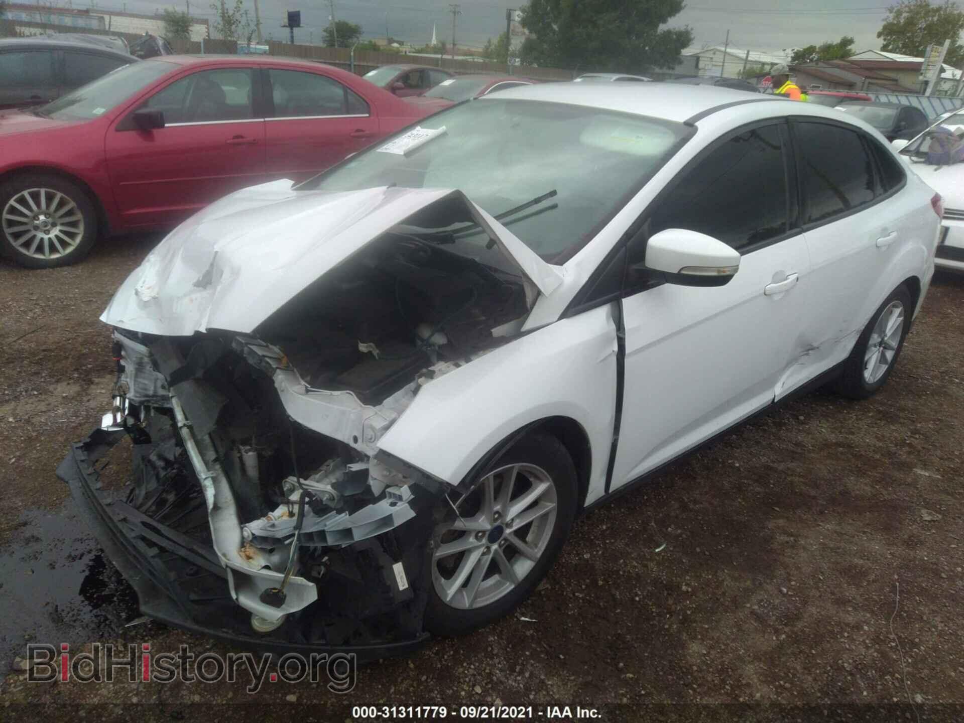 2017 FORD FOCUS - VIN: 1FADP3F23HL237783 - Фото 2