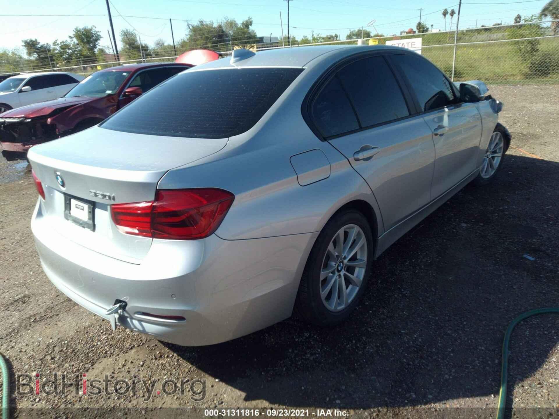 2018 BMW 3 SERIES - VIN: WBA8A9C56JAD28059 - Фото 4