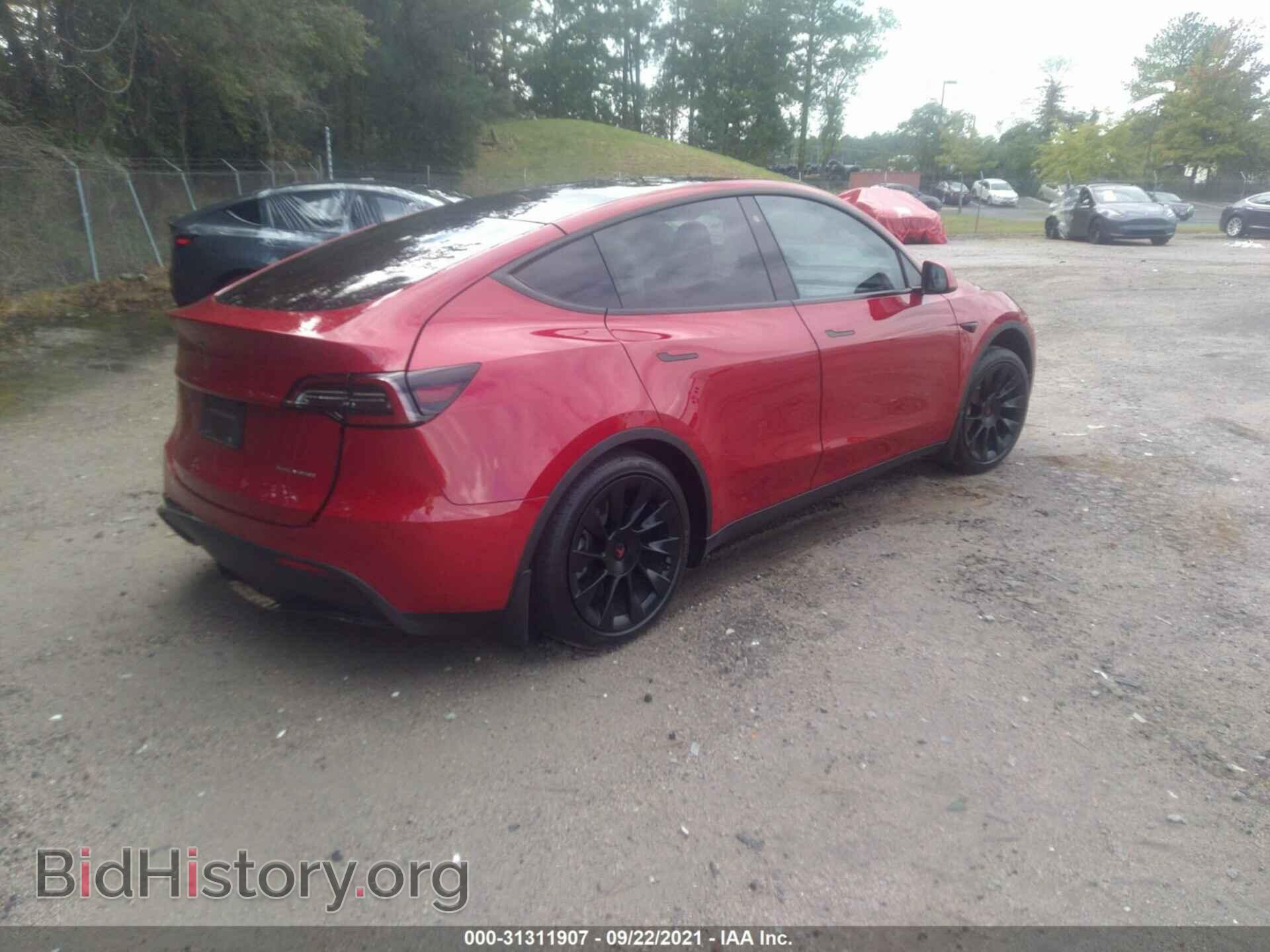 2020 TESLA MODEL Y - VIN: 5YJYGDEE2LF008262 - Фото 4