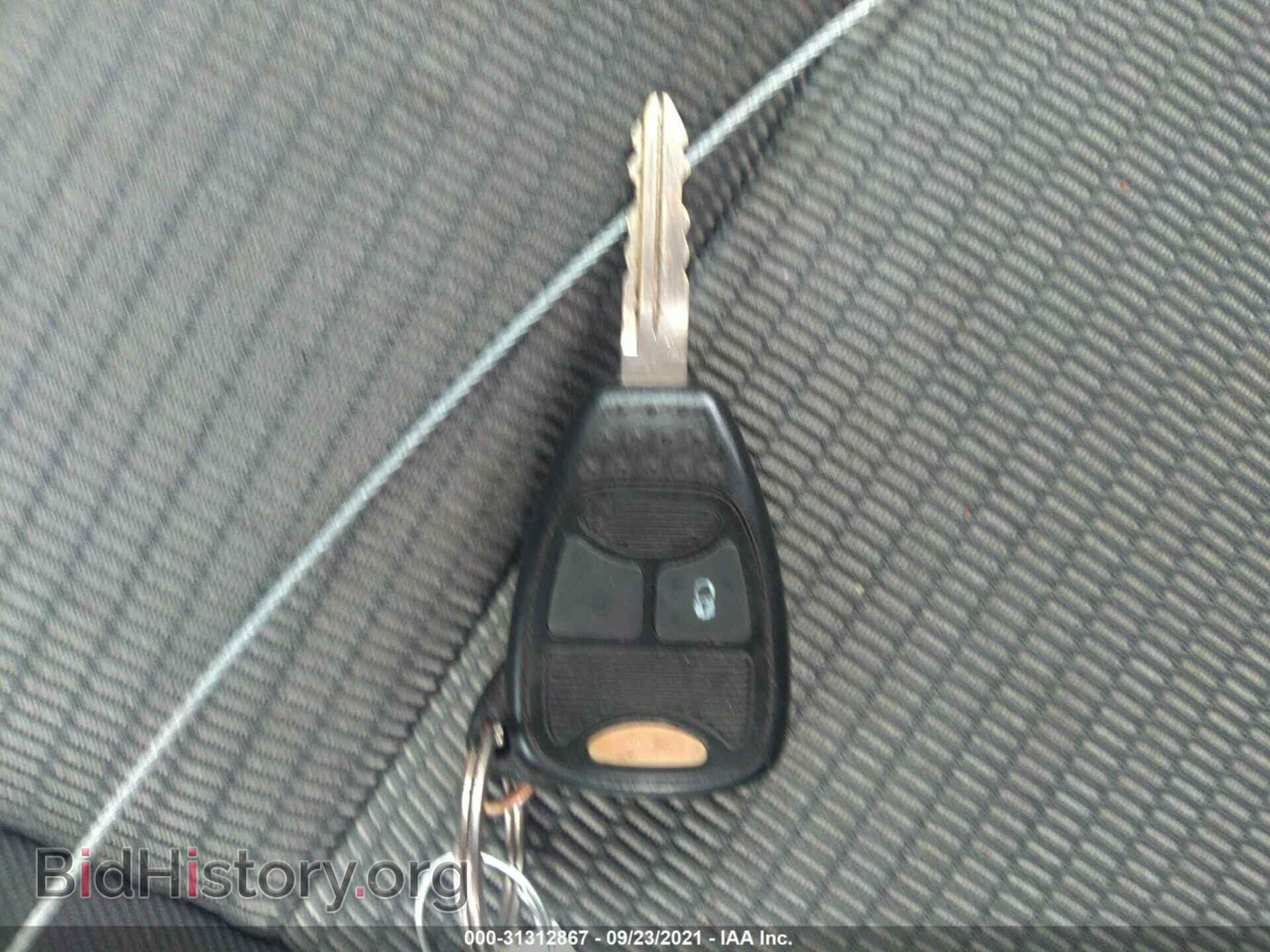 2008 DODGE CALIBER - VIN: 1B3HB48C18D693217 - Фото 11