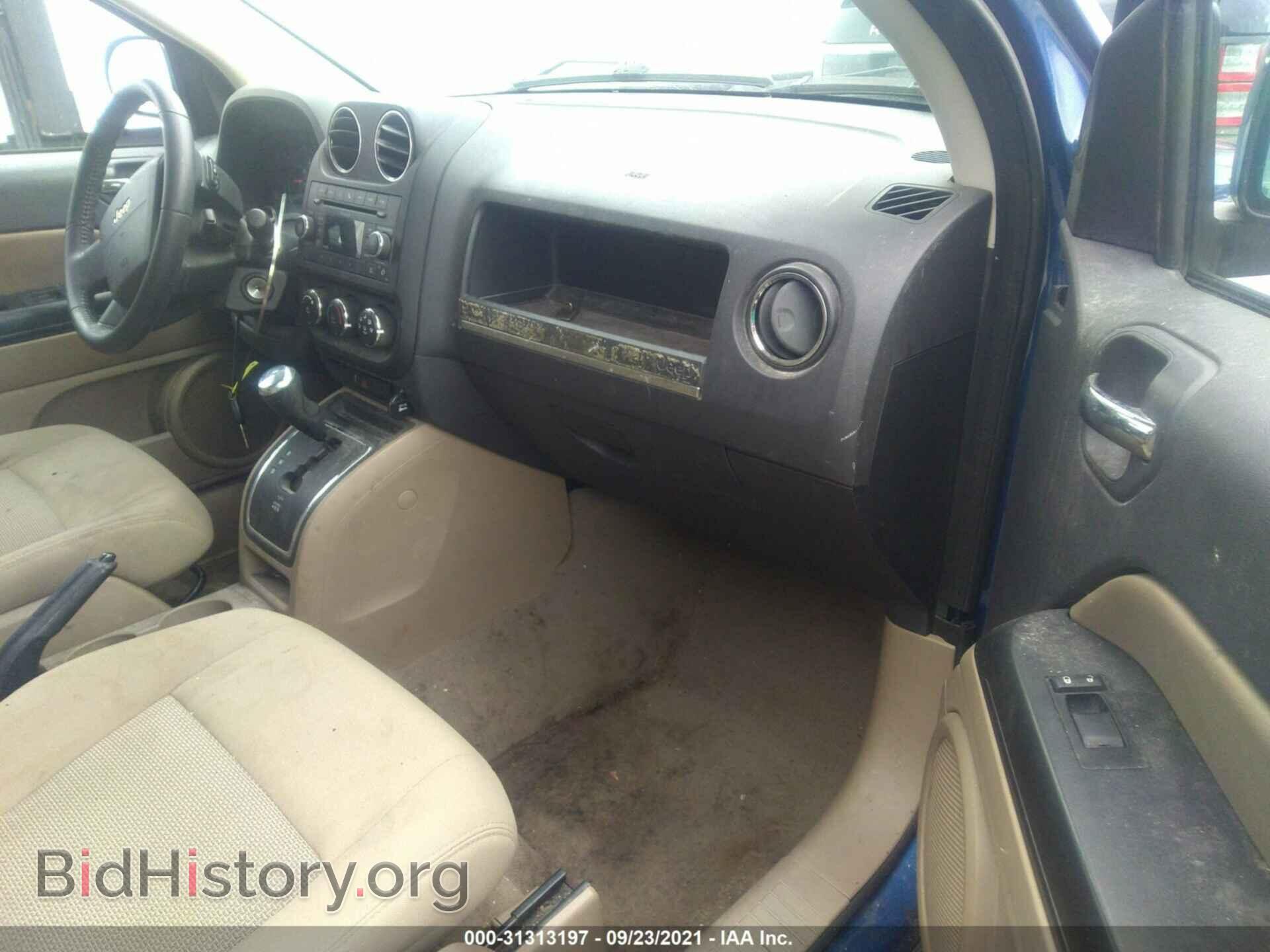 2010 JEEP COMPASS - VIN: 1J4NF4FB7AD525016 - Фото 5