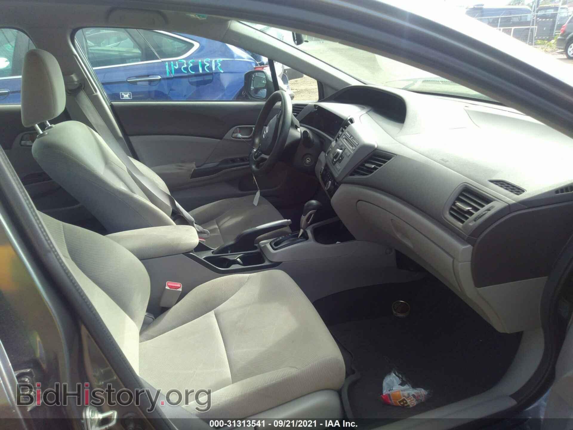 2012 HONDA CIVIC SDN - VIN: 2HGFB2F55CH558043 - Фото 5