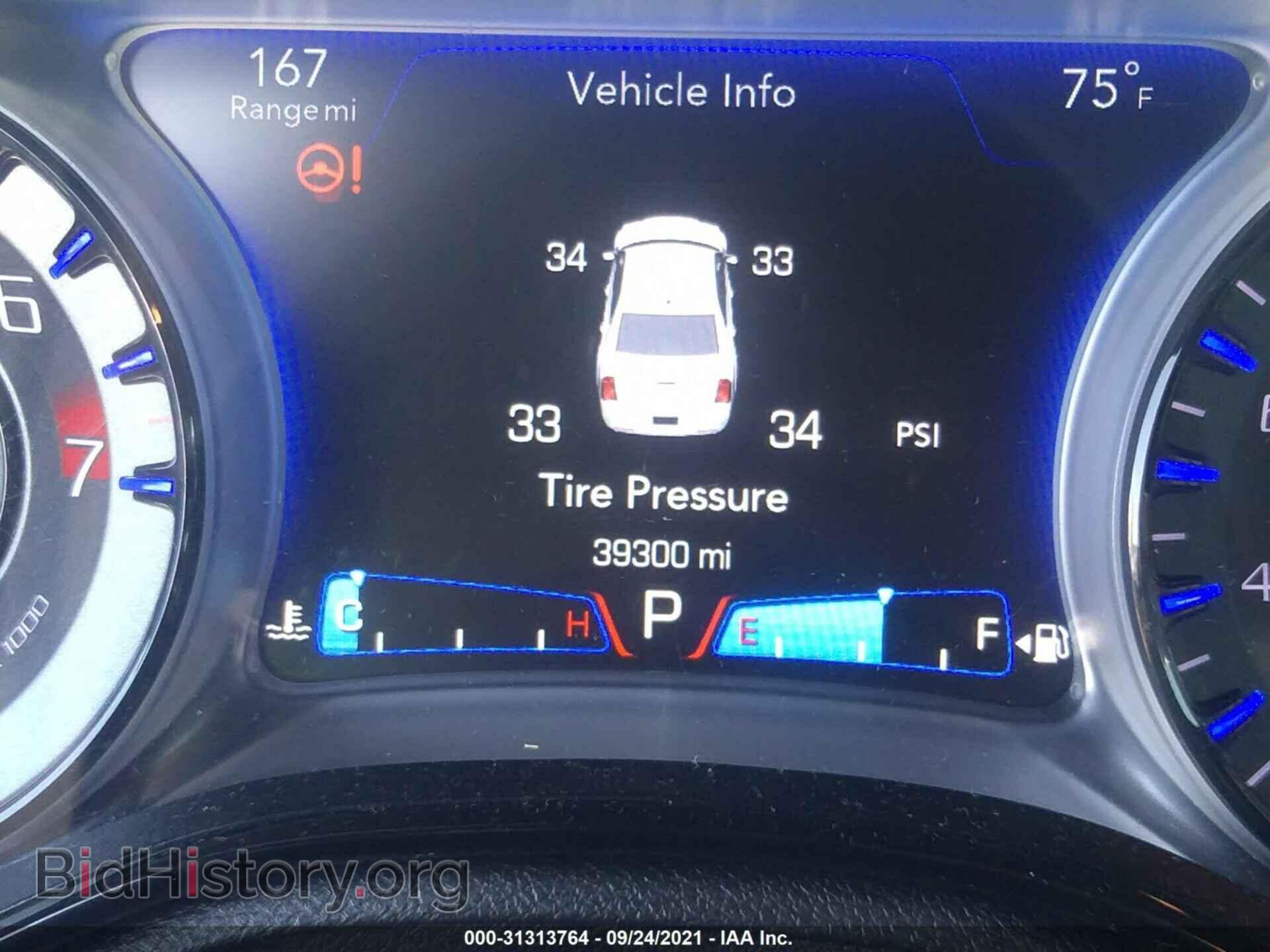 2018 CHRYSLER 300 - VIN: 2C3CCAGG2JH141800 - Фото 7