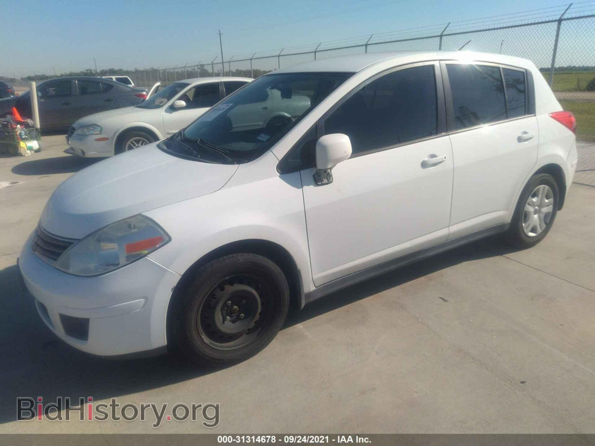 2011 NISSAN VERSA - VIN: 3N1BC1CP3BL493700 - Фото 2