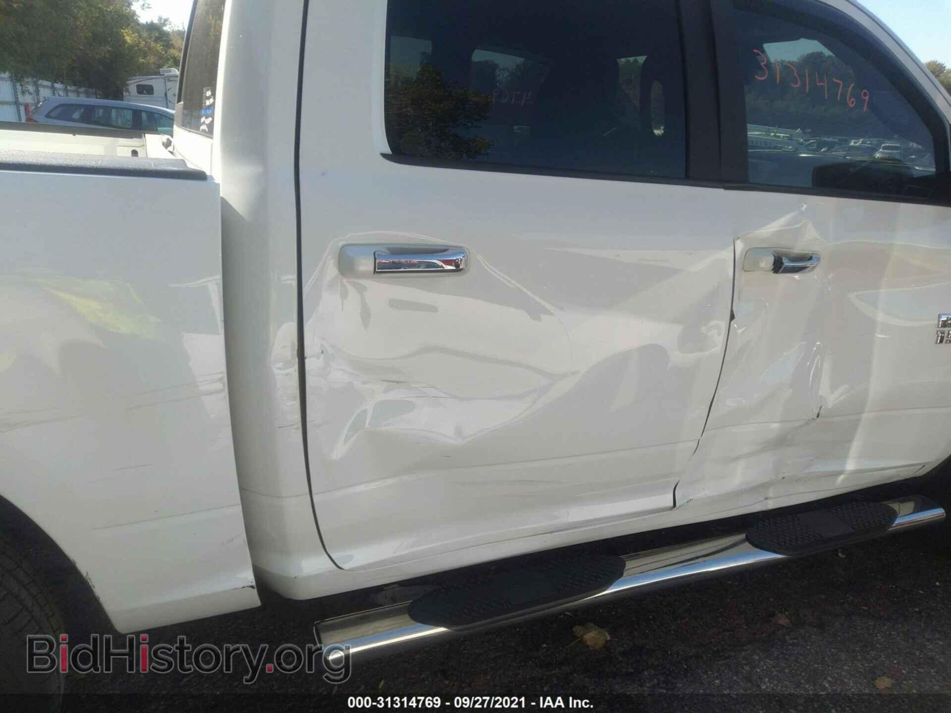 2017 RAM 1500 - VIN: 3C6RR7LT2HG722581 - Фото 6