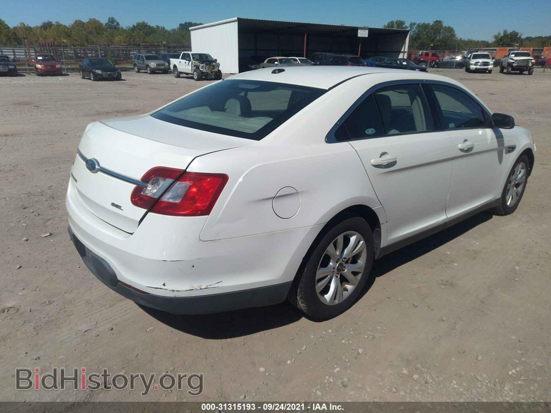 2011 FORD TAURUS - VIN: 1FAHP2EW0BG129654 - Фото 4