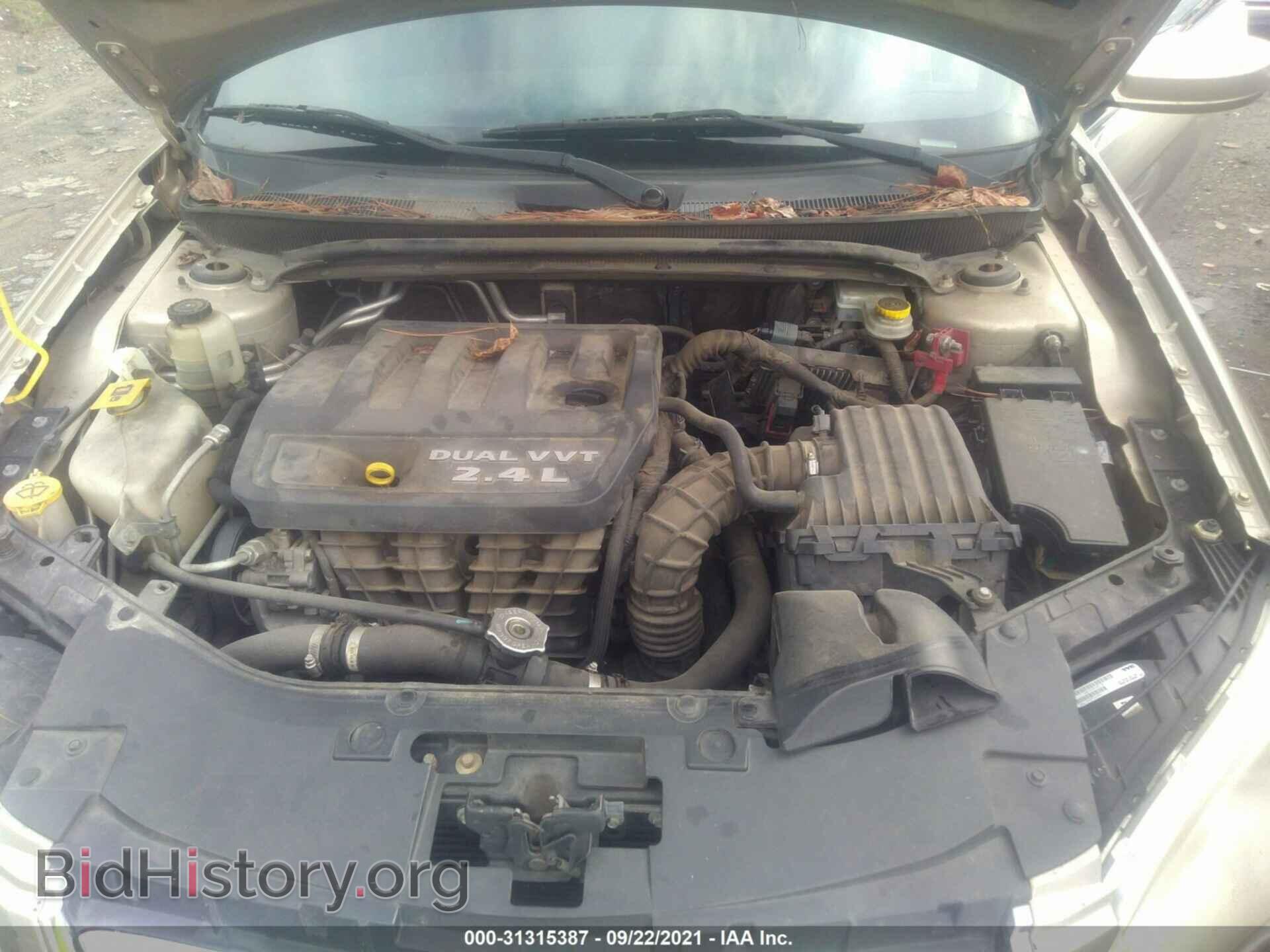 2013 CHRYSLER 200 - VIN: 1C3CCBBB1DN592682 - Фото 10