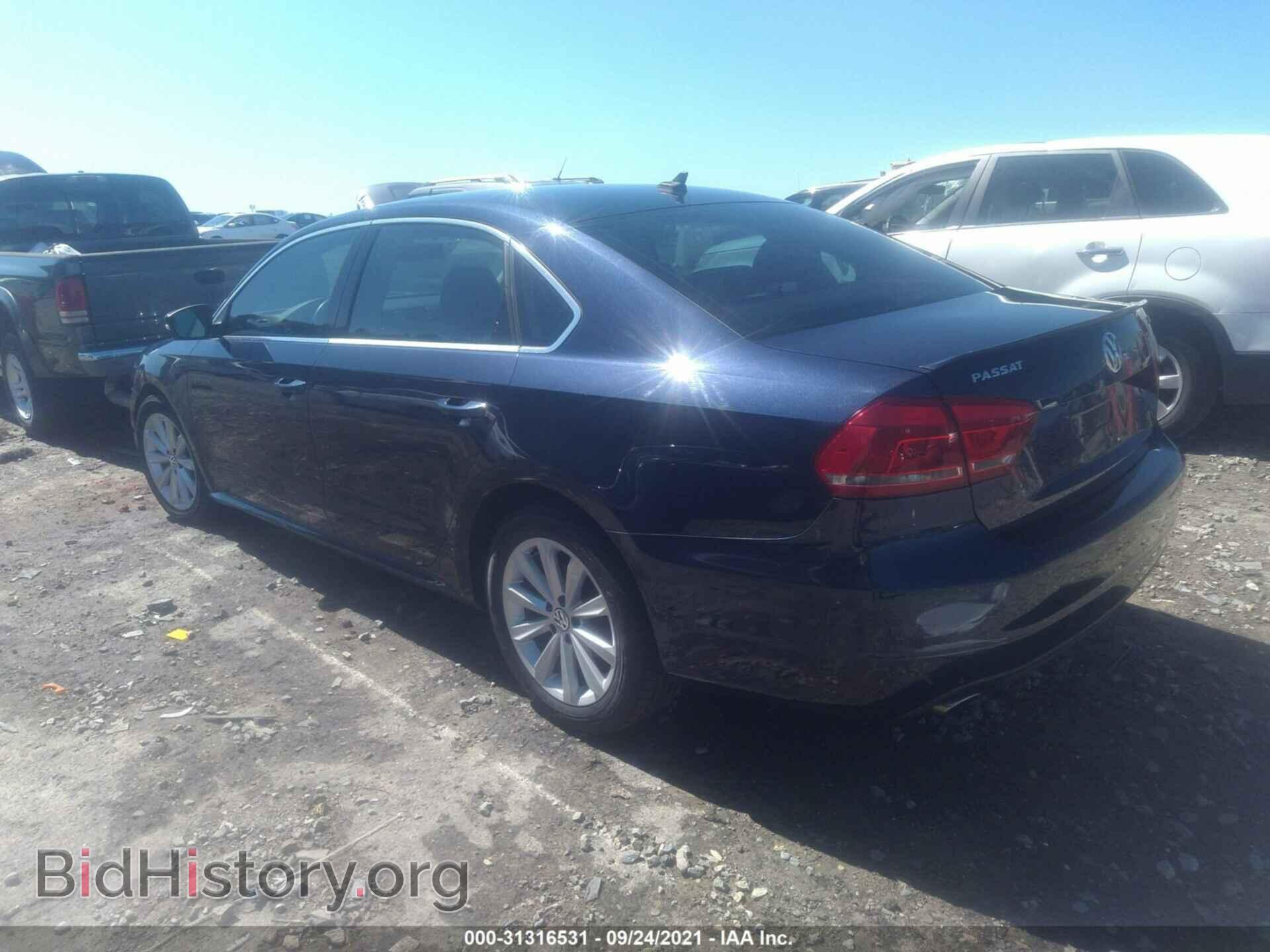 2012 VOLKSWAGEN PASSAT - VIN: 1VWBM7A34CC111116 - Фото 3