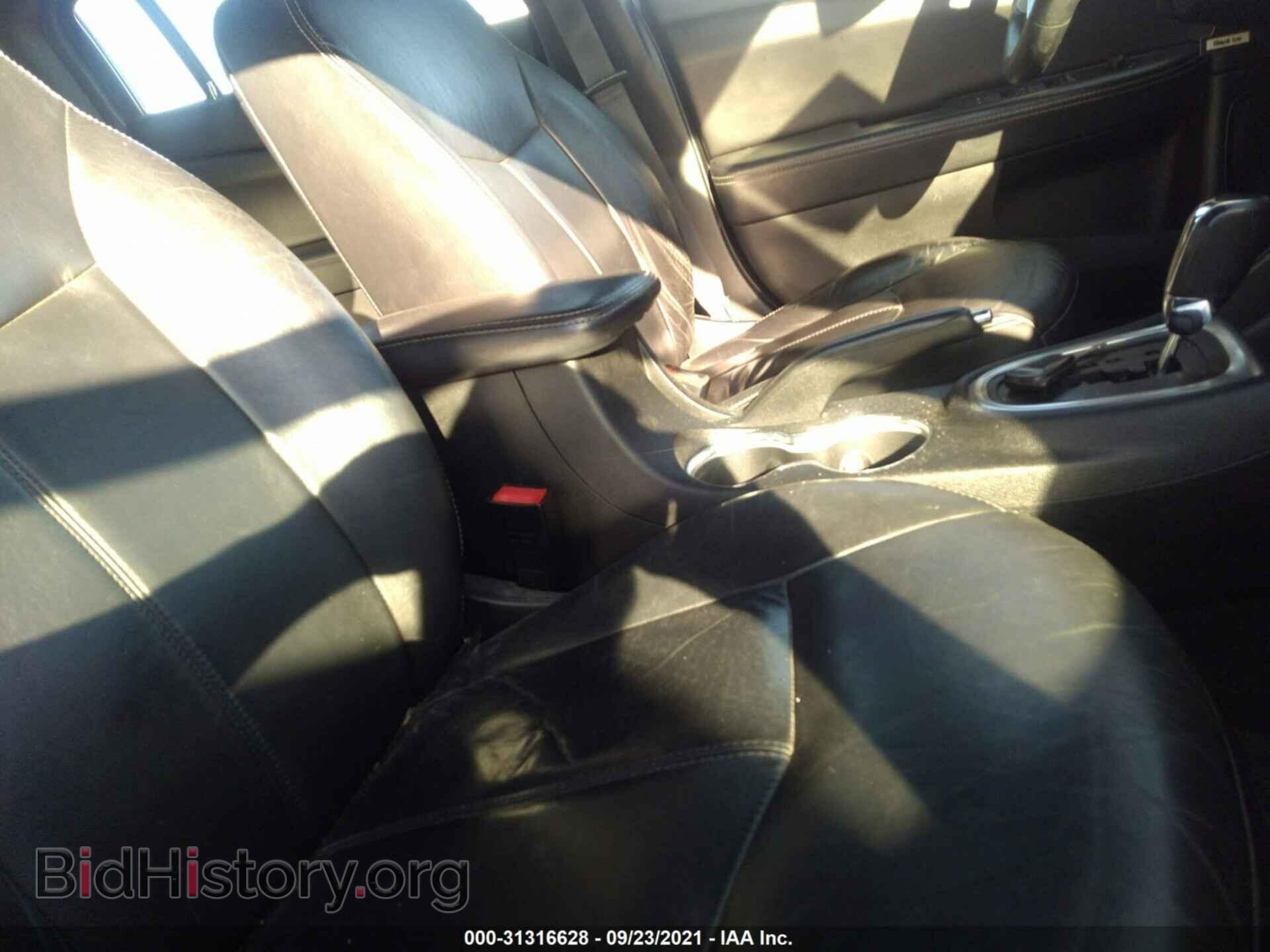 2013 CHRYSLER 200 - VIN: 1C3CCBCG6DN560188 - Фото 5