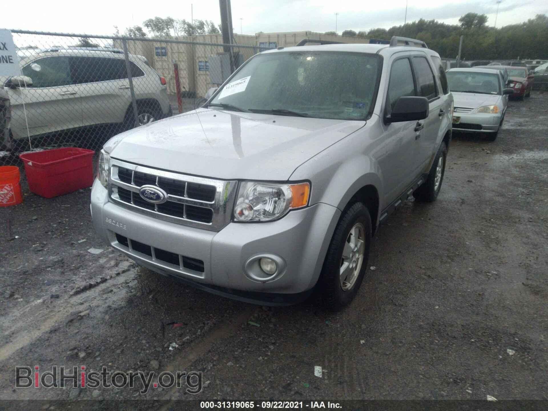 2011 FORD ESCAPE - VIN: 1FMCU0DG8BKA25238 - Фото 2