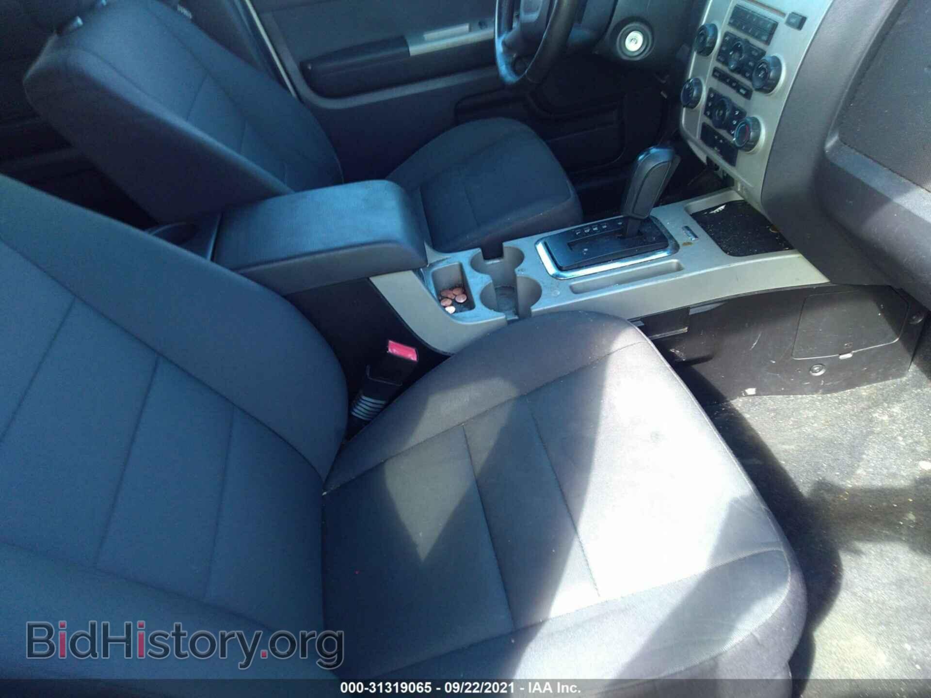 2011 FORD ESCAPE - VIN: 1FMCU0DG8BKA25238 - Фото 5