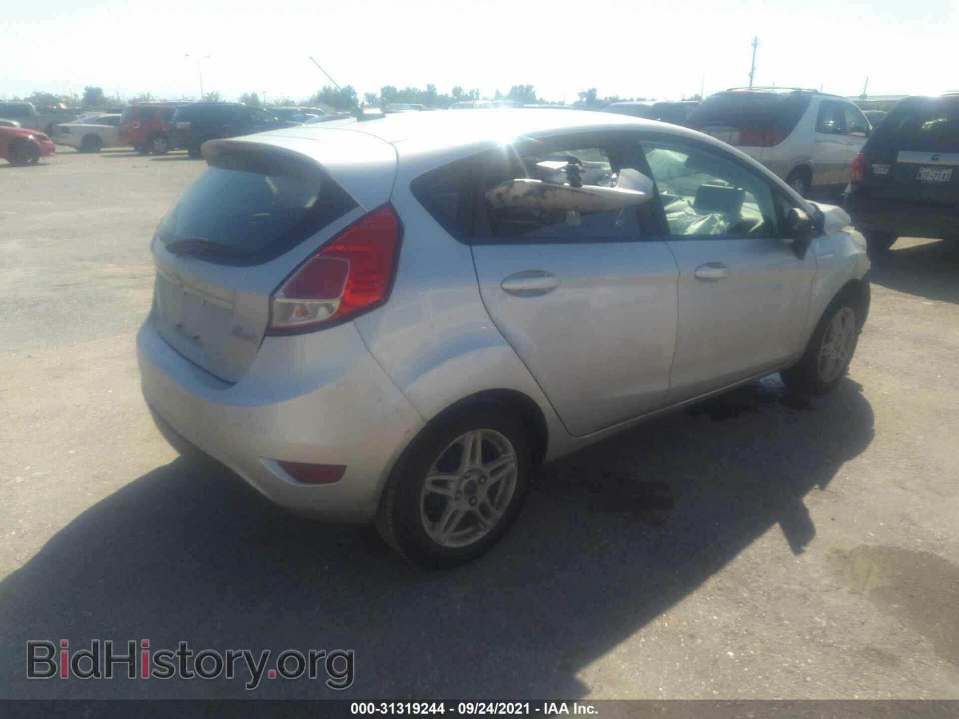 2017 FORD FIESTA - VIN: 3FADP4EJ5HM113205 - Фото 4