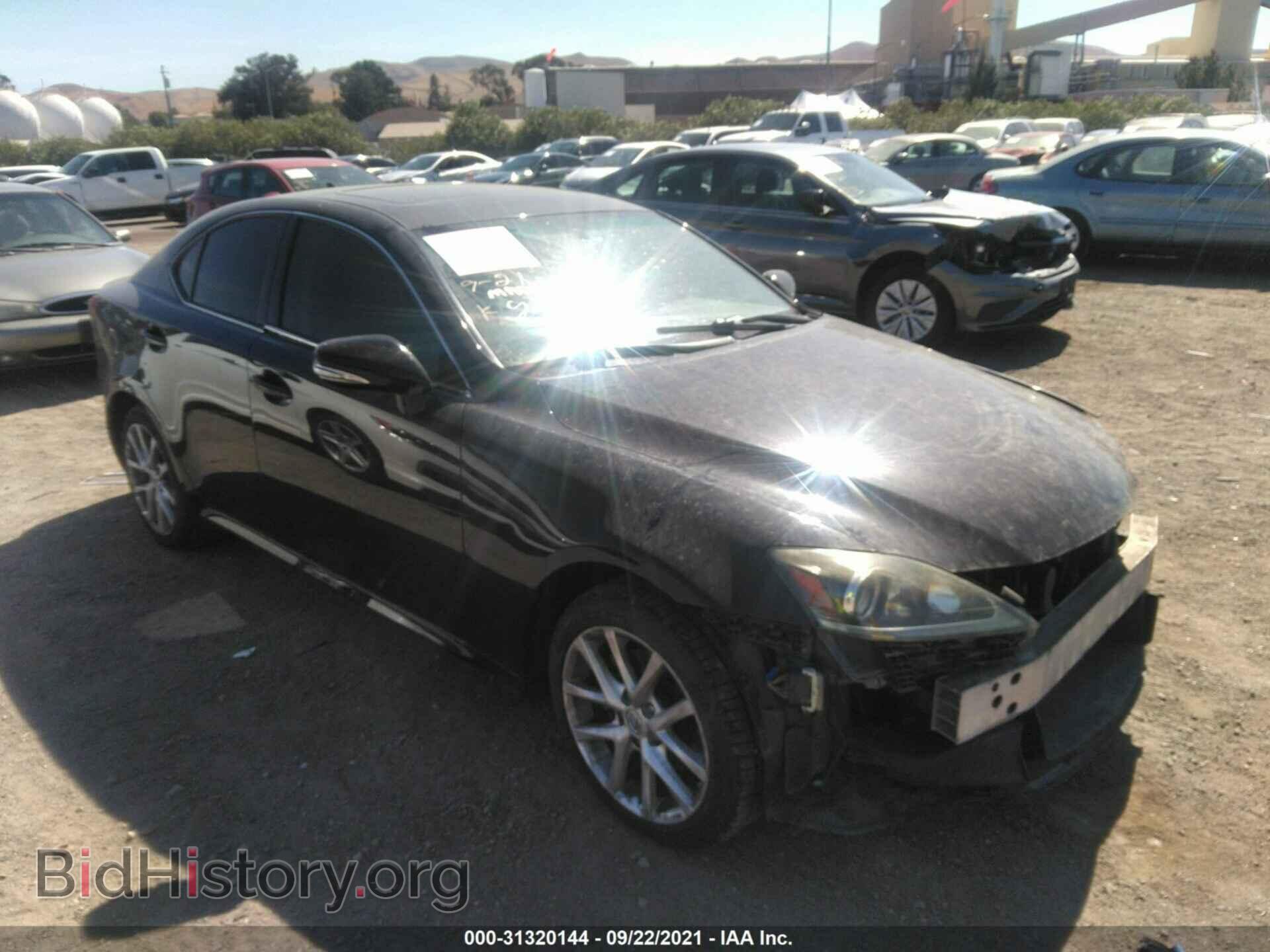 Фотография JTHCF5C24B5051673 - LEXUS IS 250 2011