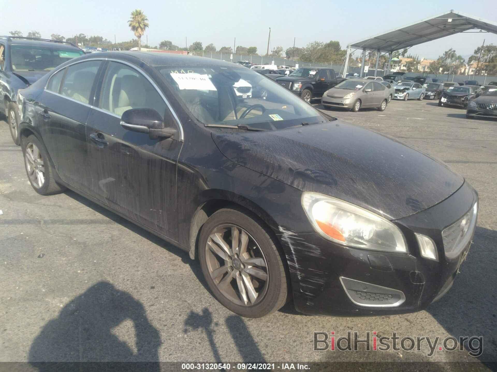 Photo YV1612FH0D2179211 - VOLVO S60 2013