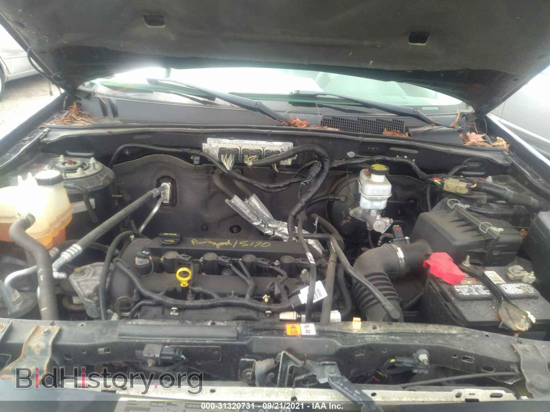 2011 FORD ESCAPE - VIN: 1FMCU0C76BKA85665 - Фото 10