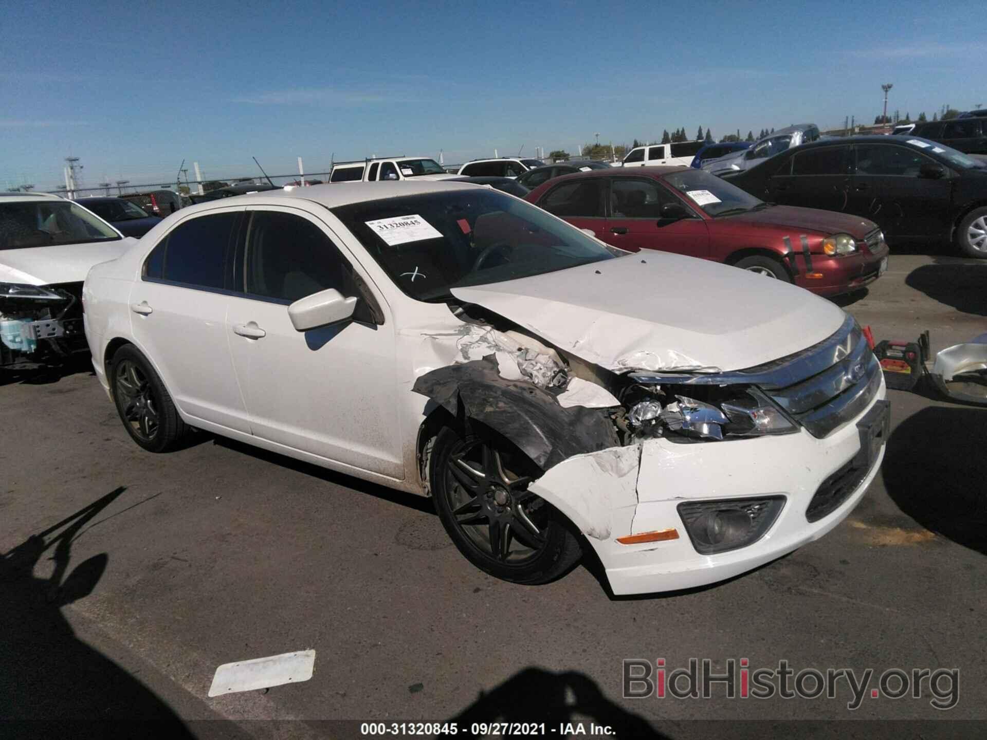 Photo 3FAHP0HA6BR123516 - FORD FUSION 2011