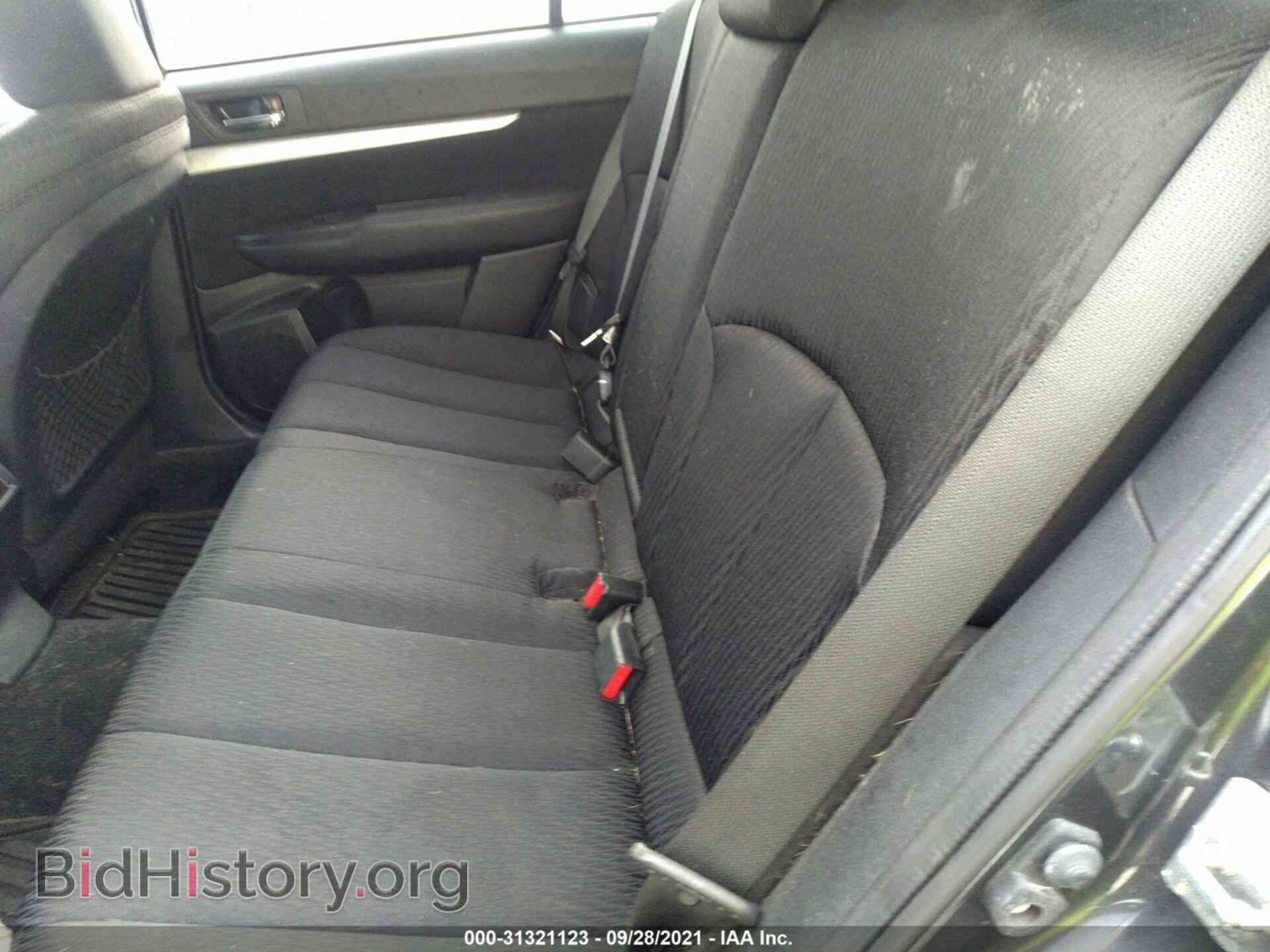 2011 SUBARU OUTBACK - VIN: 4S4BRBCC5B3403369 - Photo 8