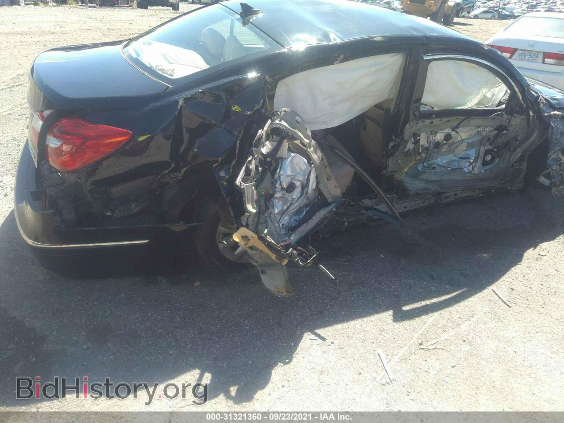 2012 HYUNDAI GENESIS - VIN: KMHGC4DD0CU152752 - Фото 6