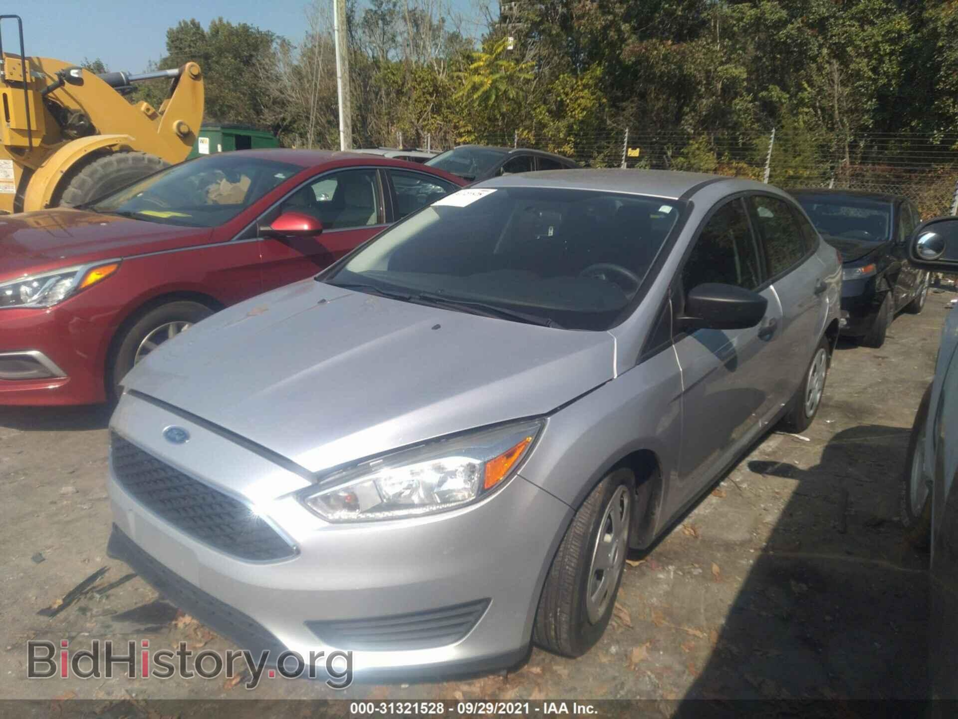 2017 FORD FOCUS - VIN: 1FADP3E29HL281627 - Фото 2